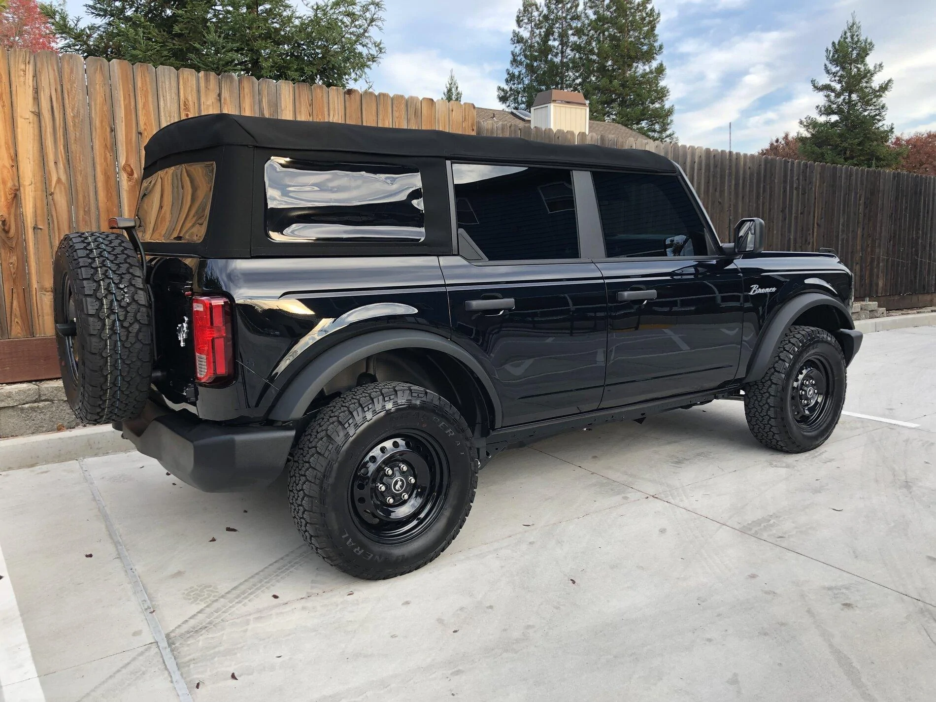 Ford Bronco Retro Badge install 6C135AC5-D89C-4375-800D-12E66BF4A73D