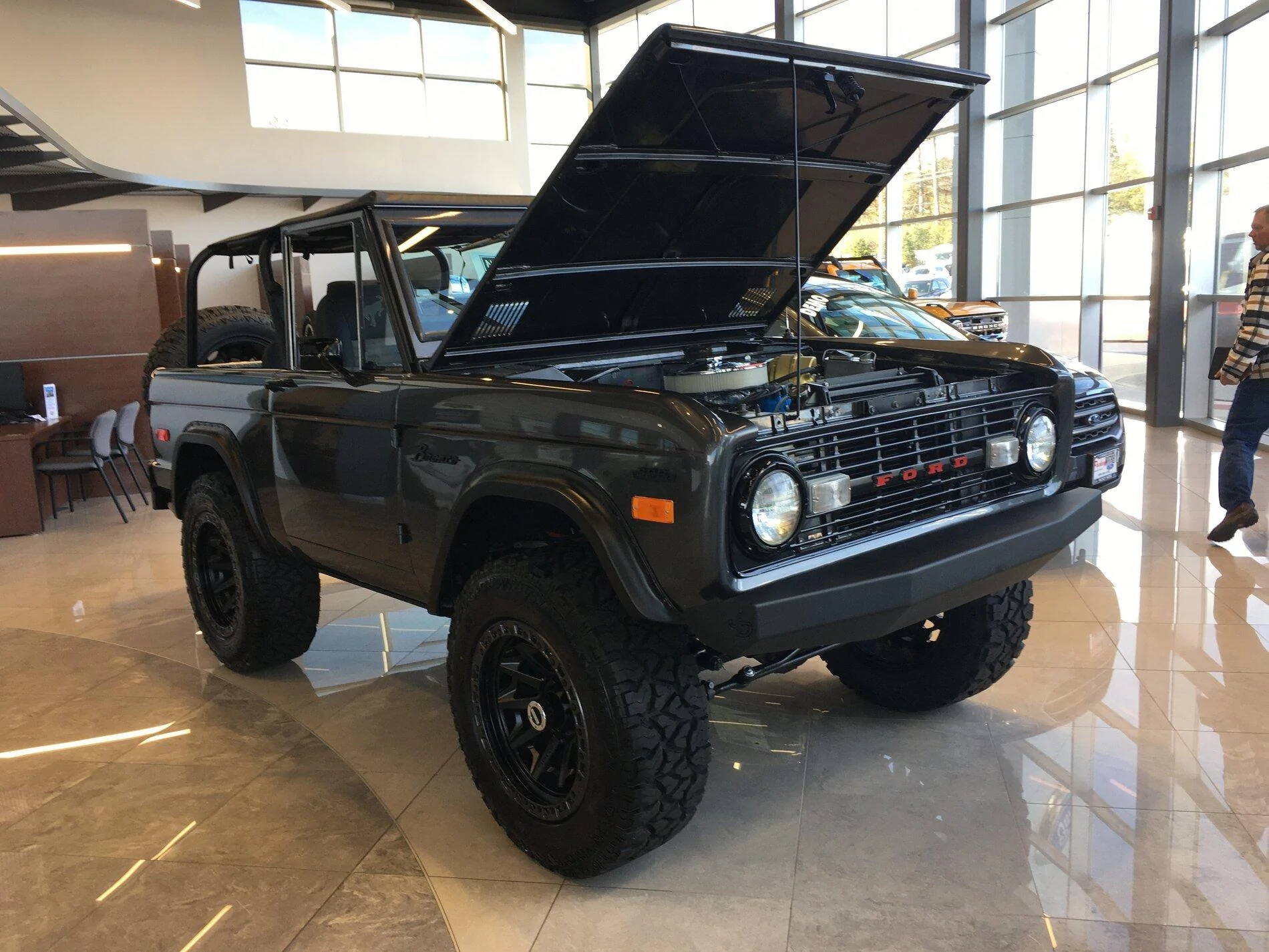 Ford Bronco Northern Illinois FADFACFC-F3FE-4804-9825-9AF81FE4A550