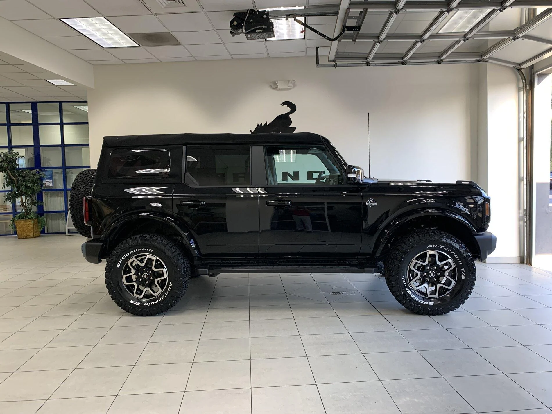 Ford Bronco Serendipitous OBX Sighting 1AB148D0-CA15-4E51-90BC-6A5C2F1D96FD