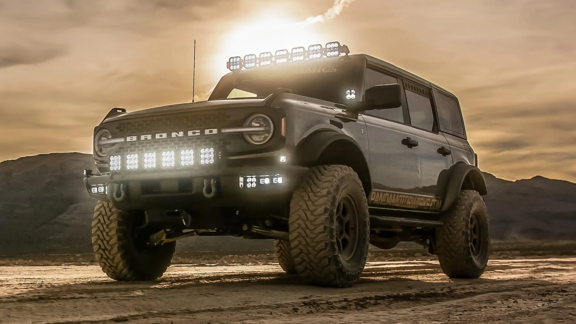 Ford Bronco THE WAIT IS OVER...THE SS5 LED IS HERE | Diode Dynamics dLcqmwM