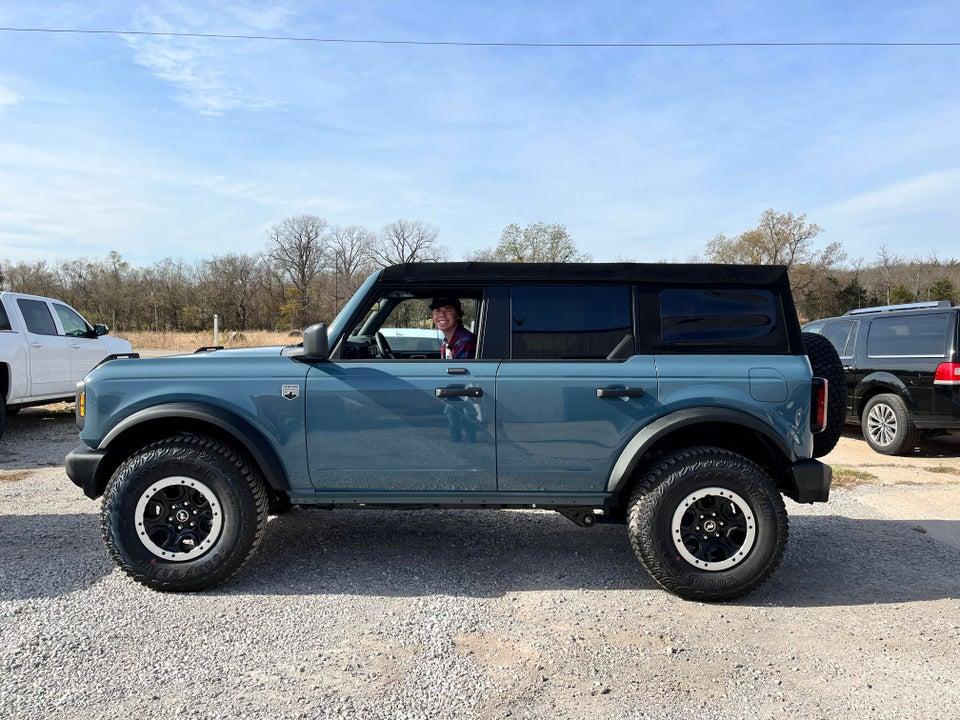 Bronco2021.jpg