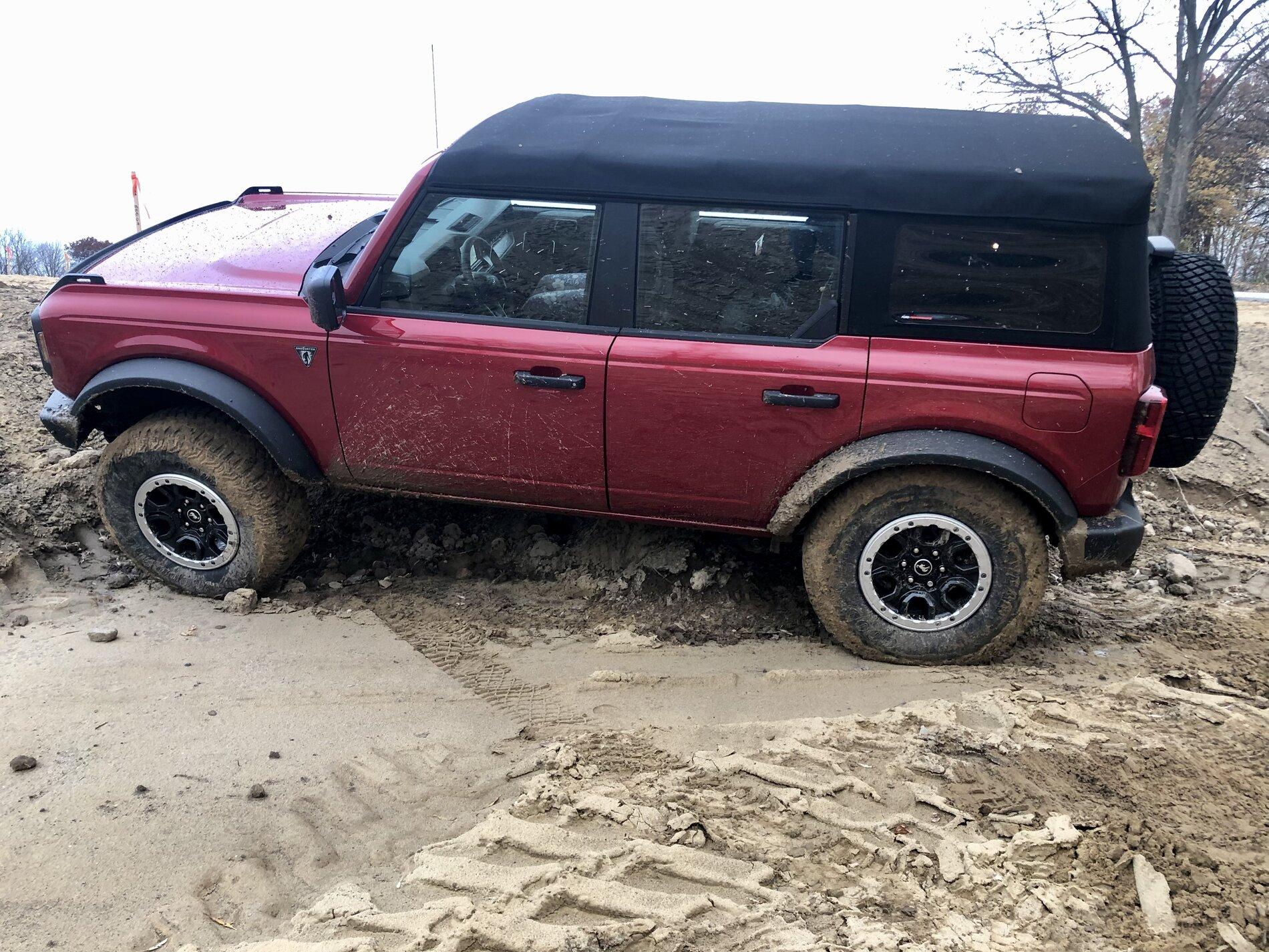 Ford Bronco Week of the 15th of November has been 🔥 Produced 11/16, delivered 11/18, off-roaded 11/20 65006977-D2C0-4699-B6D6-EA42BAA8D665