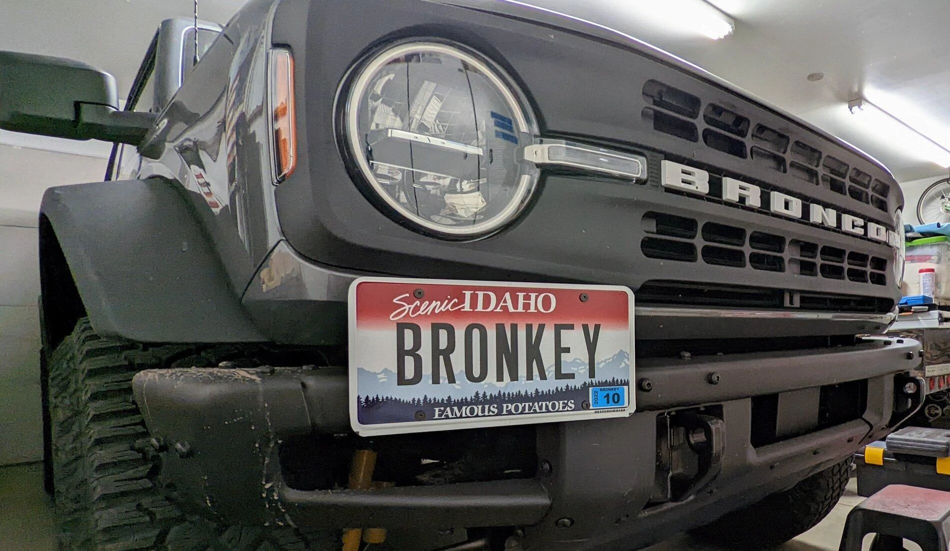 Ford Bronco My take on front license plate relocation PXL_20211121_013957244~2