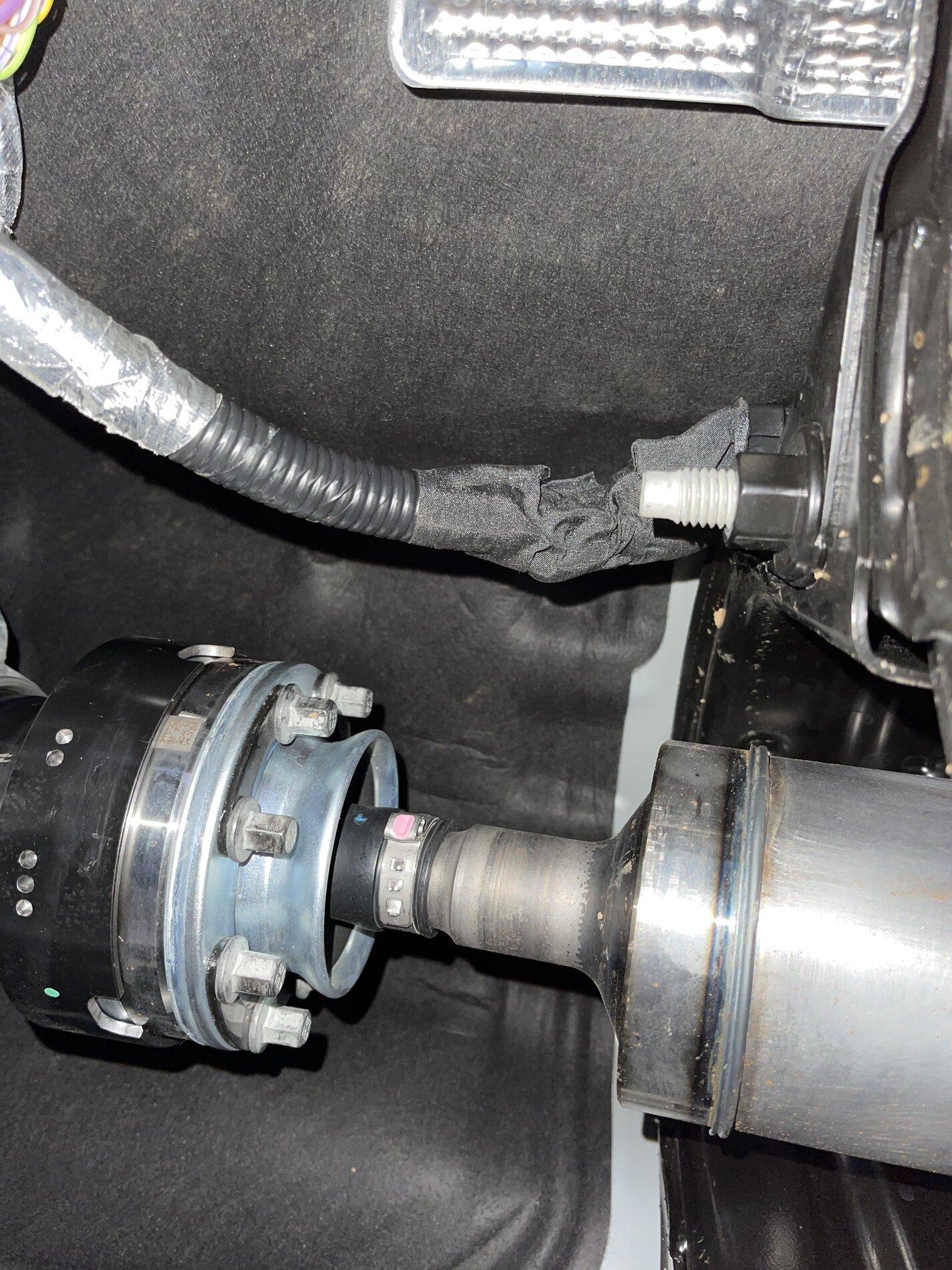 Ford Bronco Check your Bronco for wire pack rubbing driveshaft EA9DA23E-E946-4EA4-9FC3-FA4EB6895C56