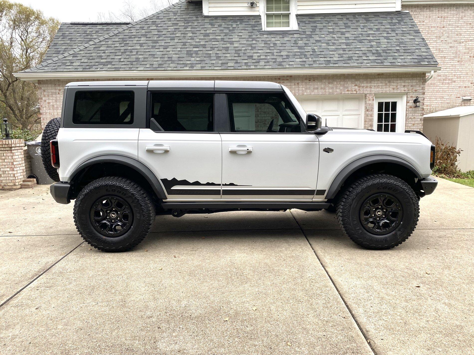 Ford Bronco BLACK ICE Build CC7C2C38-7211-4E20-A273-59E24BD377E4