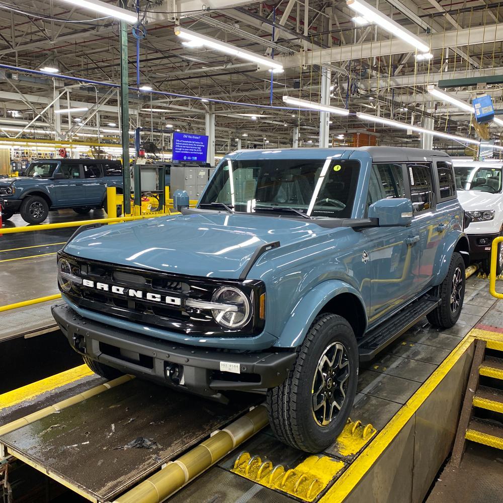 Ford Bronco 🛠 10/25/21 Build Week Group Bronco Actual