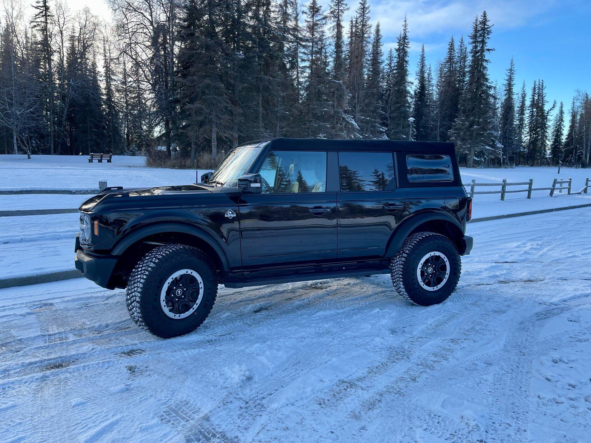 Ford Bronco Shadow Black Sasquatch Beast! Just took delivery! 53F0937A-117A-4640-89CC-DD71E966D59D