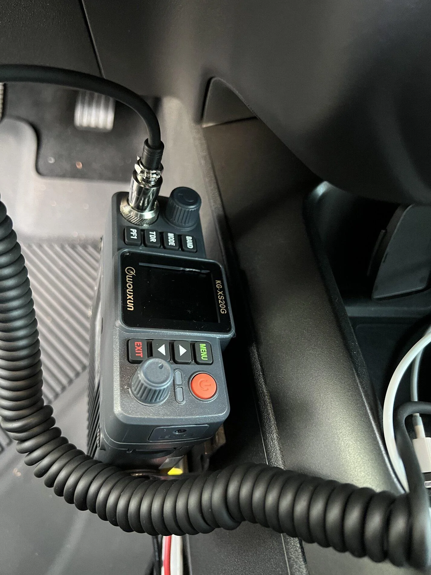 Ford Bronco GMRS Radio mounting locations C0EC28C0-3CBE-4510-963C-9957341BD50A