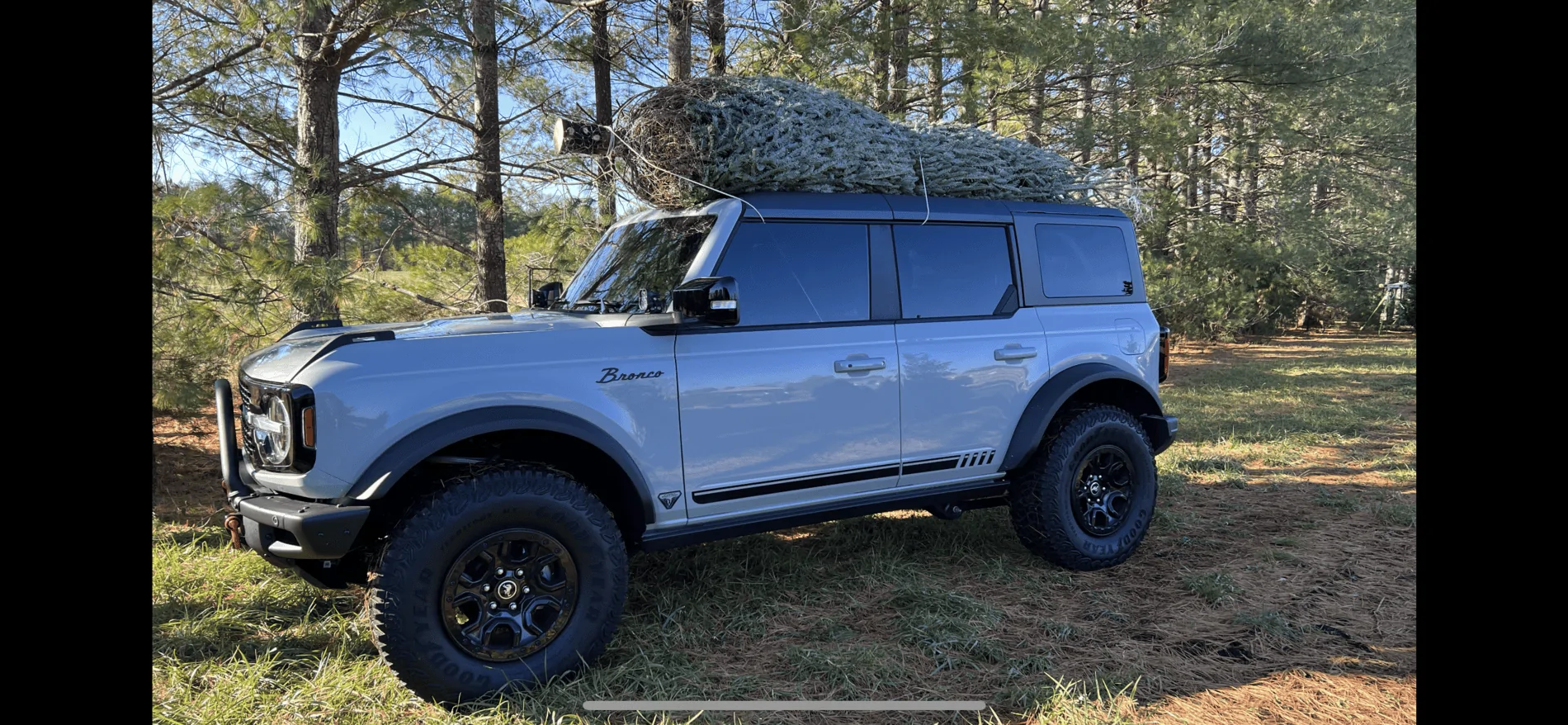 Ford Bronco MIC 2.0 Versus 13 FT Christmas Tree? E8E4112D-FCF2-4B5B-805F-F0FCEFA1AF34