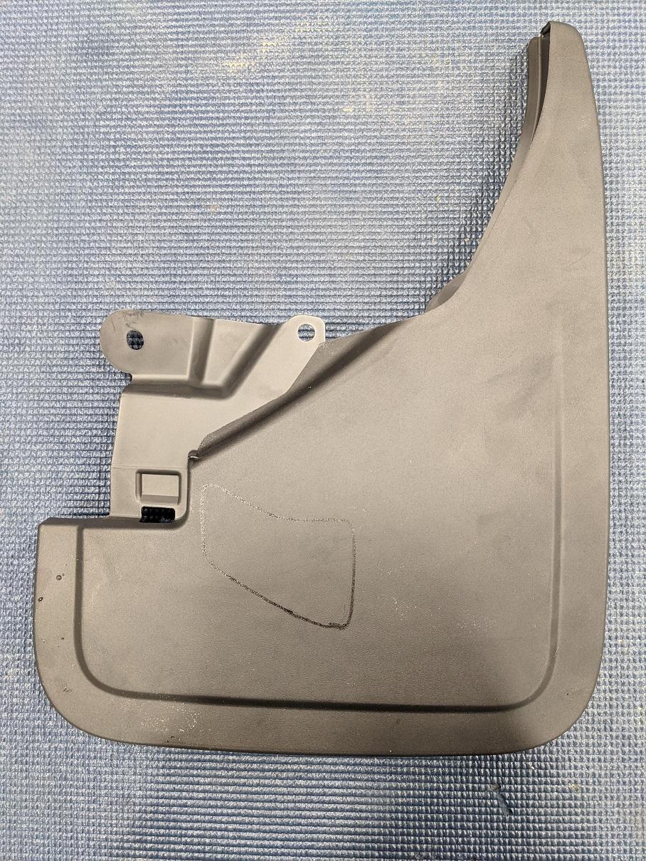 Ford Bronco DIY dremel solution - how to mount Ford Front Mudflaps on Sasquatch with Step Bars PXL_20211126_163313901