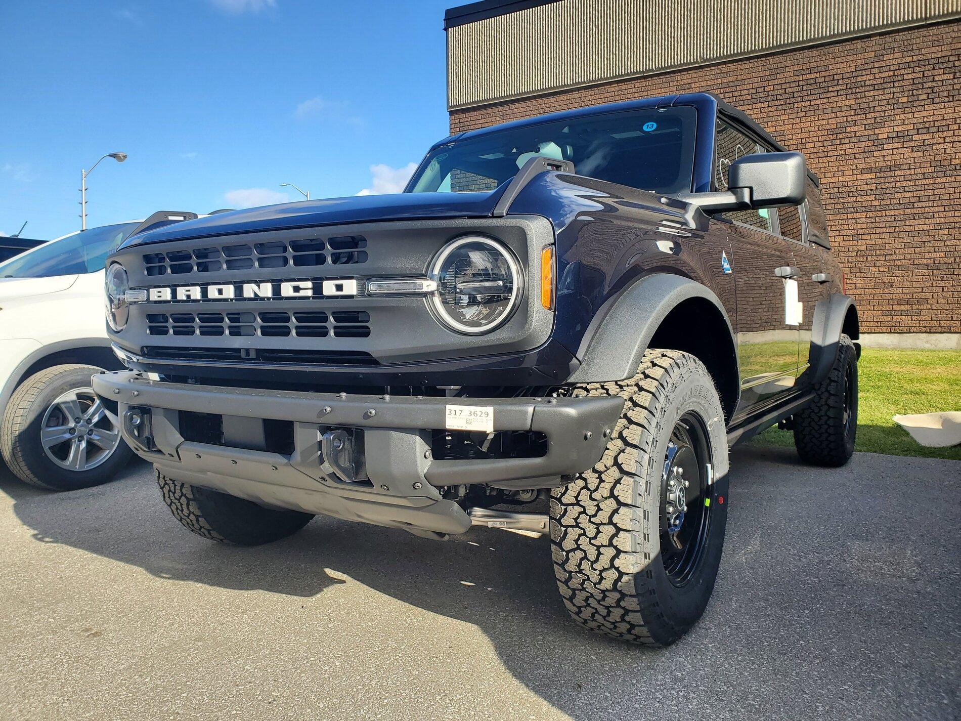 Ford Bronco Ultimate Black Diamond Non-Sasquatch pics thread 20211119_132602