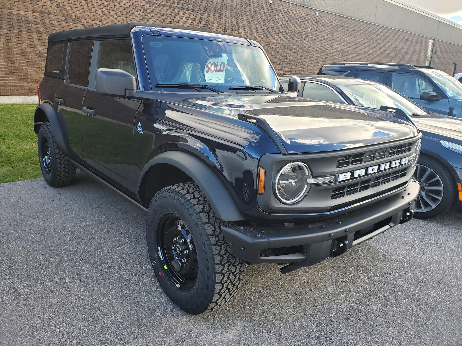 Ford Bronco Ultimate Black Diamond Non-Sasquatch pics thread 20211119_132344