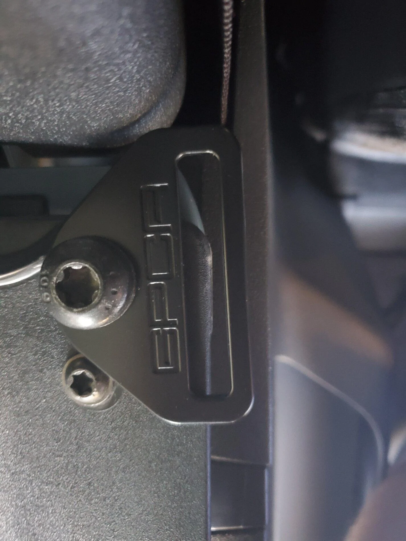 Ford Bronco Easy bolt replacement for hardtops 20211128_161327_resized