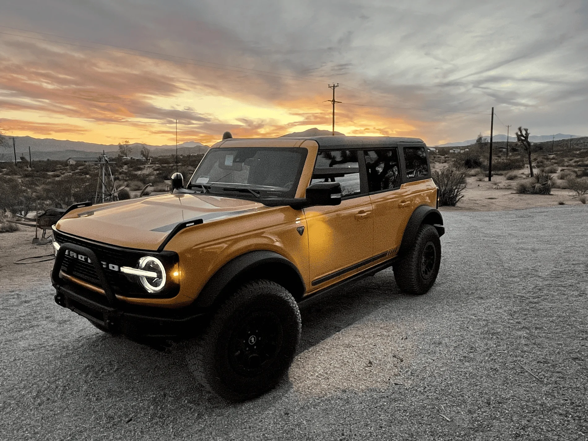Ford Bronco FE In Joshua Tree tempImageWnh4yE
