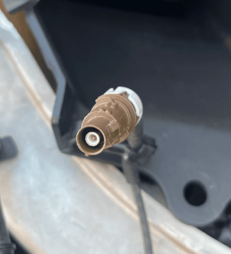 Ford Bronco Does anyone recognize this camera module or camera connection? 1638339330950