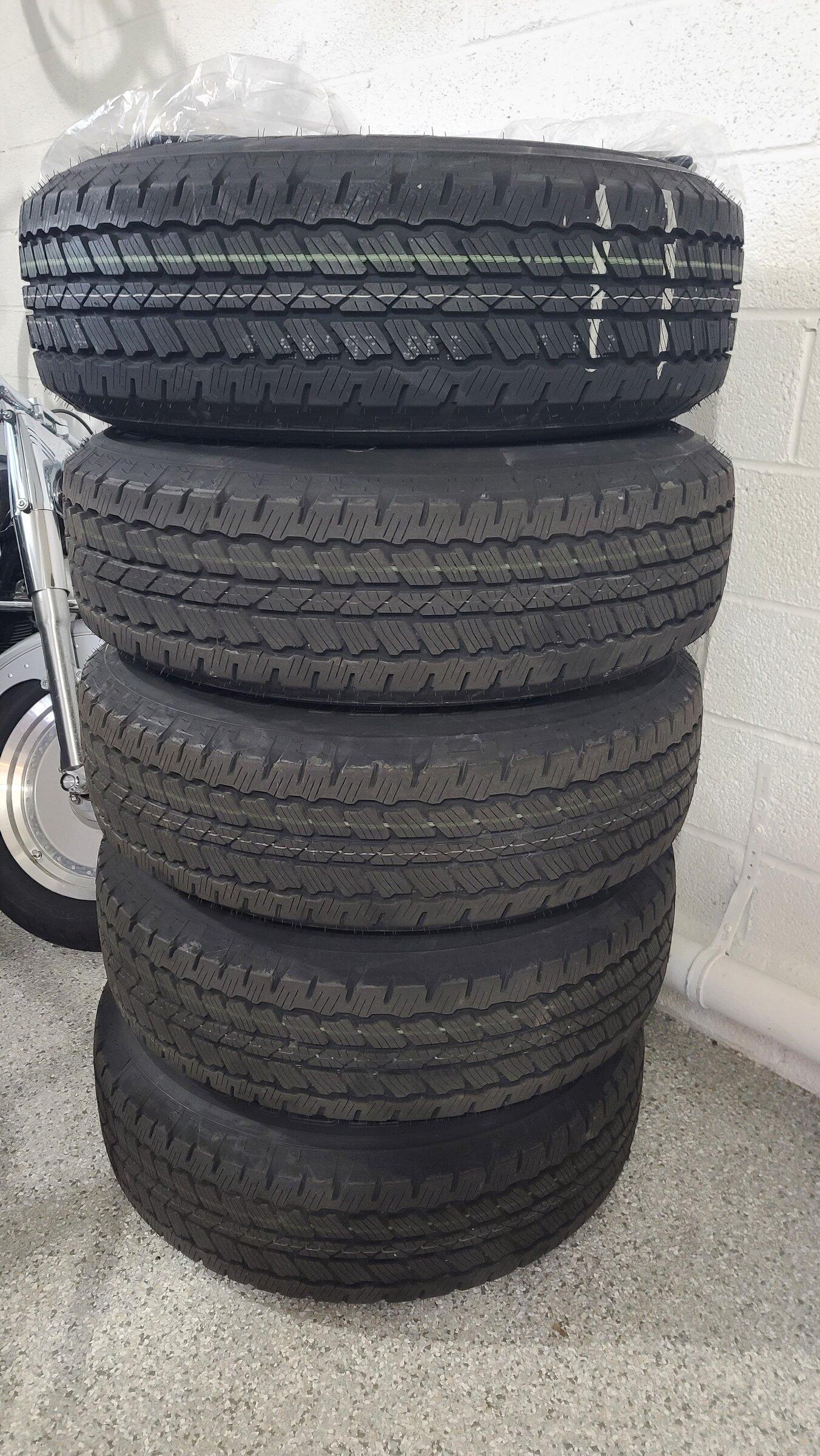 Ford Bronco Big Bend Wheels & Tires w/TPMS (5) 20211201_150208