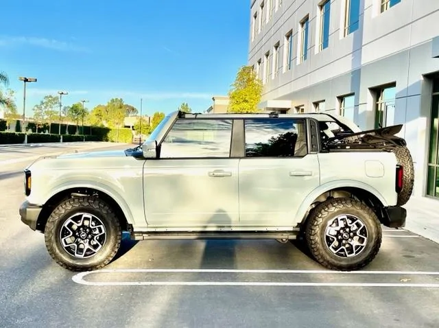 Ford Bronco Broncos "Rake", level vs lift IMG_0151