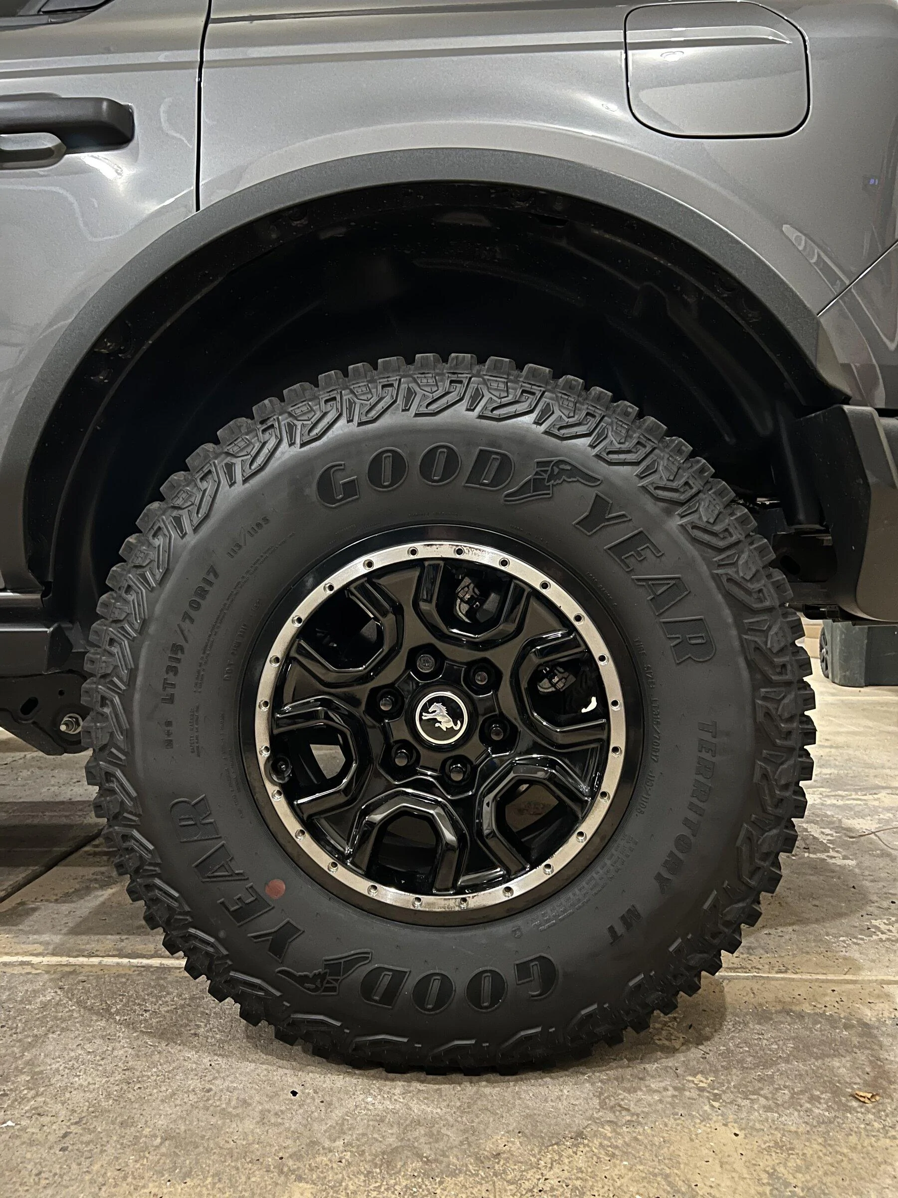 Ford Bronco BLACK ICE Build 77DE6E1D-737E-4749-8AA7-0F616551F44D