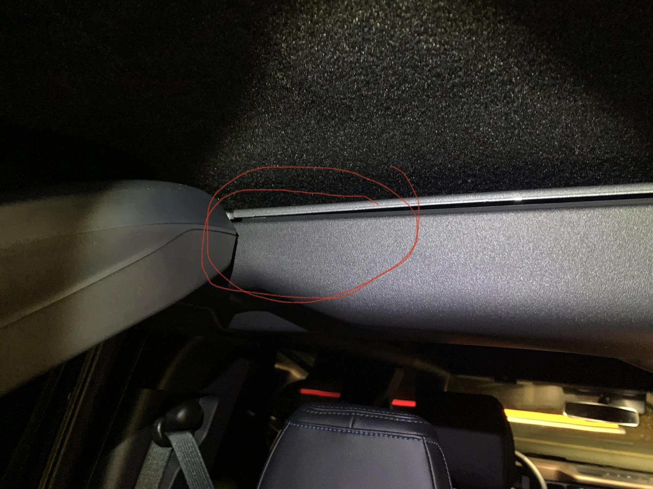 Ford Bronco Squeaking coming from roll bar area B5CDF201-7F8E-4C29-B305-1C69DDAF0393
