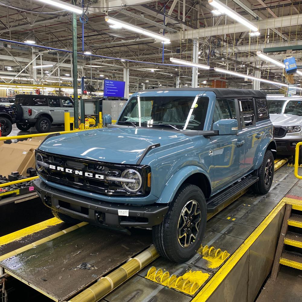 Ford Bronco AREA 51 Bronco Club AE591CB4-ED61-46C2-A210-7550D6598896