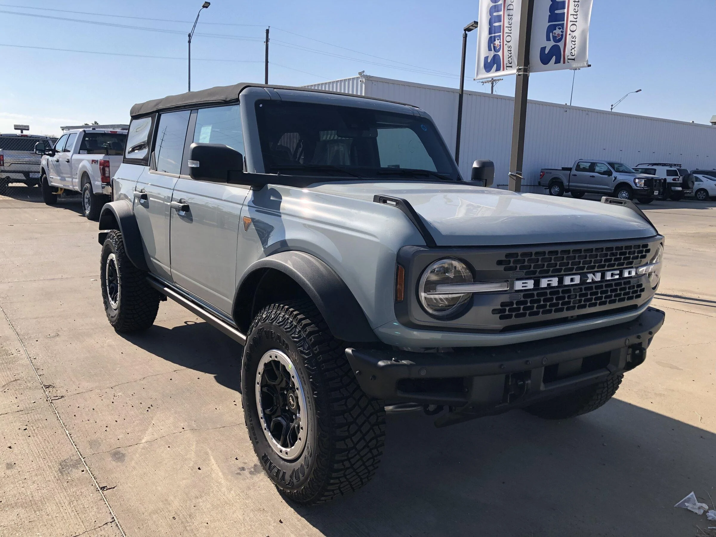 Ford Bronco 🛠 10/25/21 Build Week Group 393E097A-365A-4779-851E-EB91BA7622D2