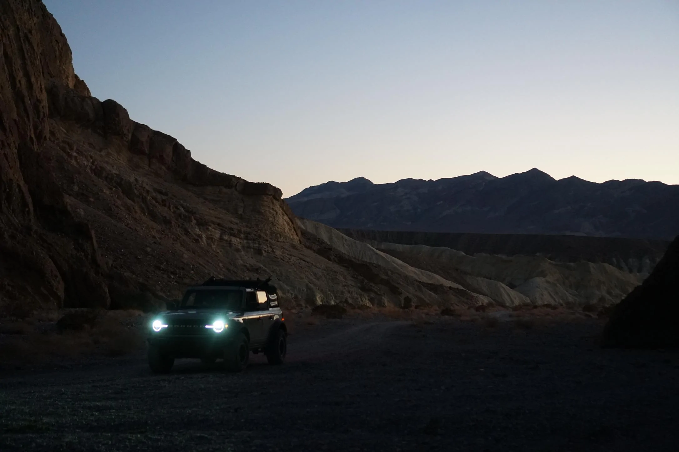 Ford Bronco A week with the Bronco in the desert: Joshua Tree and Death Valley Hole in the Wall