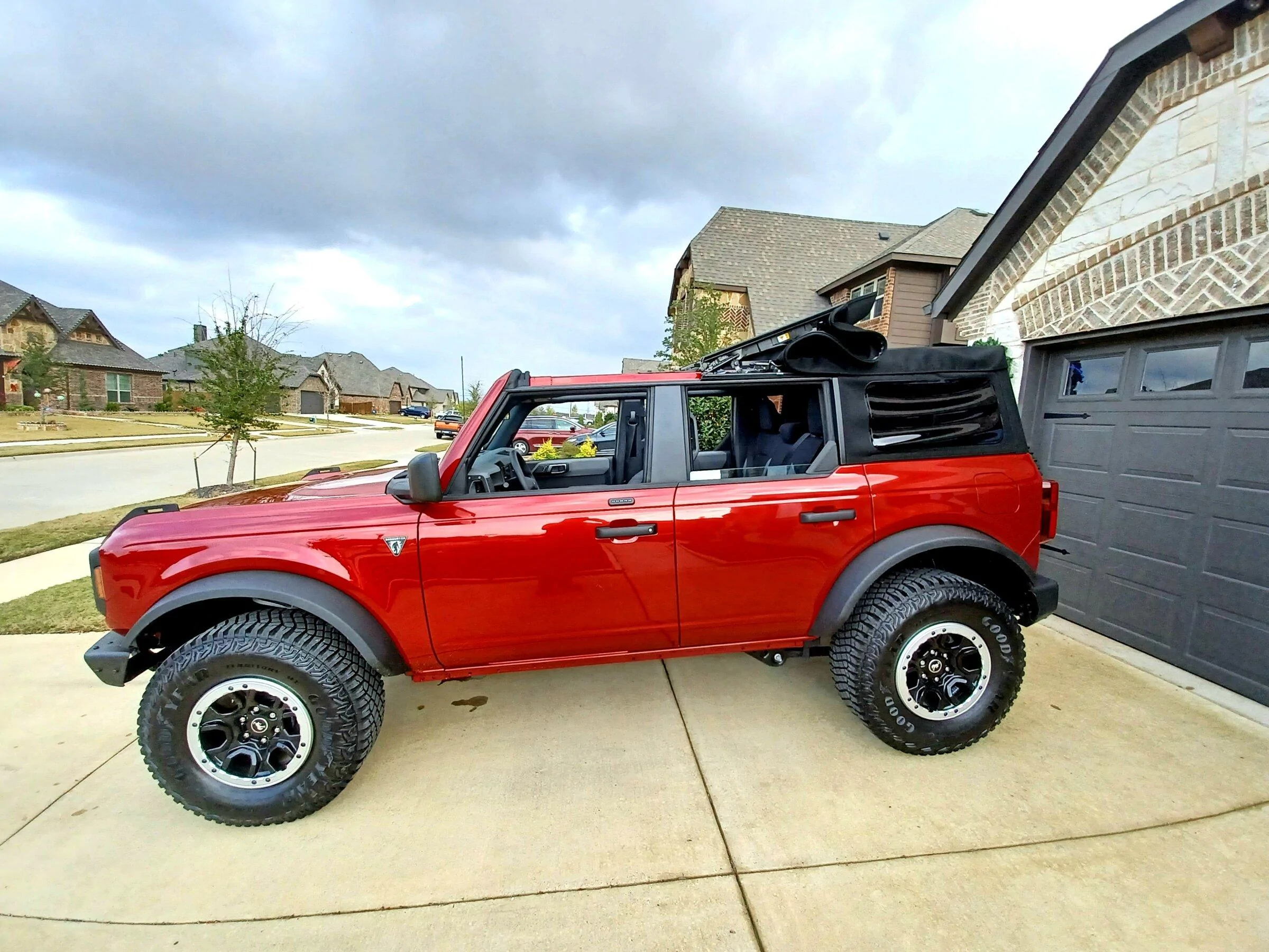 Ford Bronco RAPID RED Bronco Club 20211204_151954