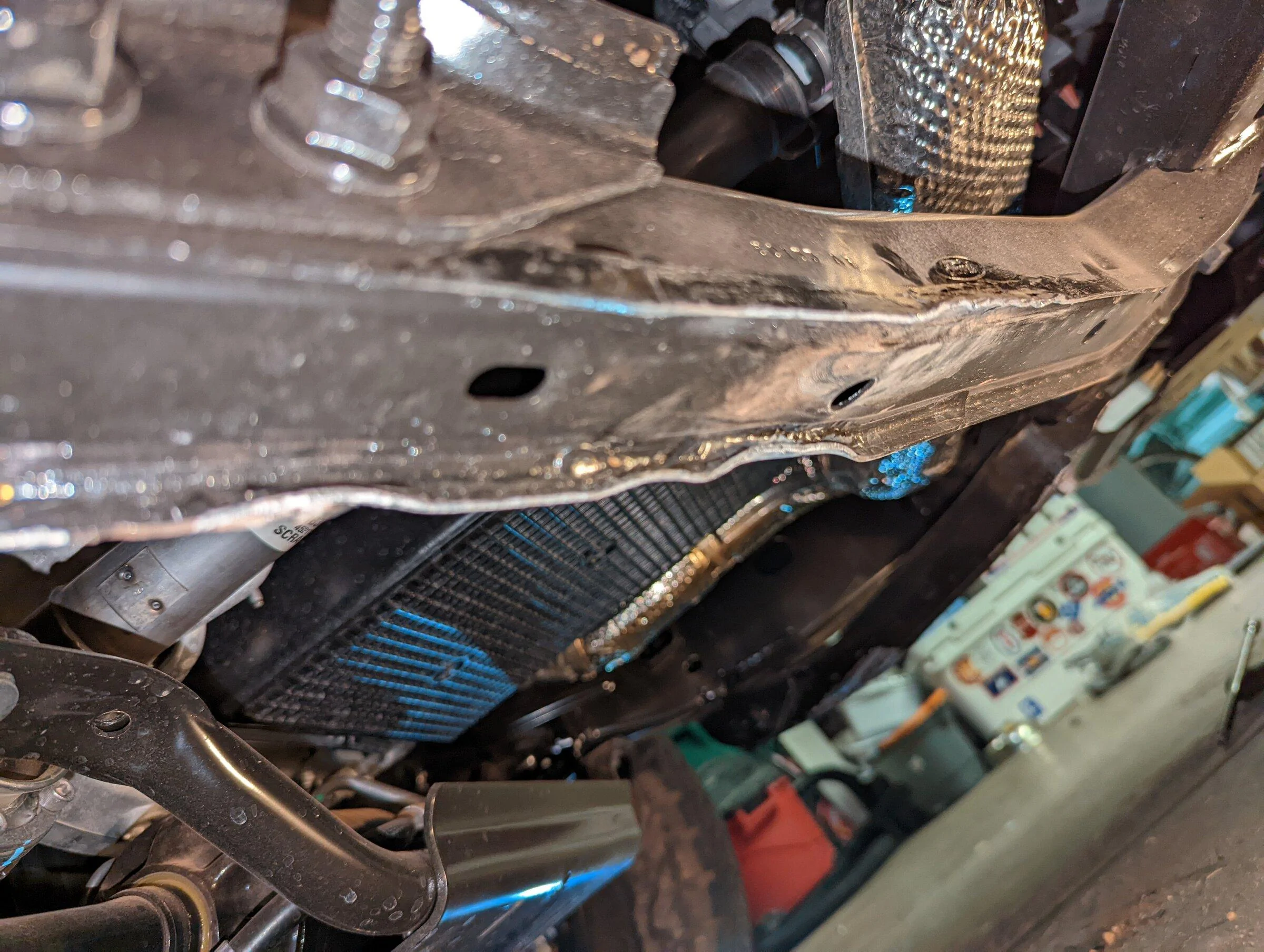 Ford Bronco Ground Clearance Difference 2.3L and 2.7L Chassis PXL_20211206_004057262