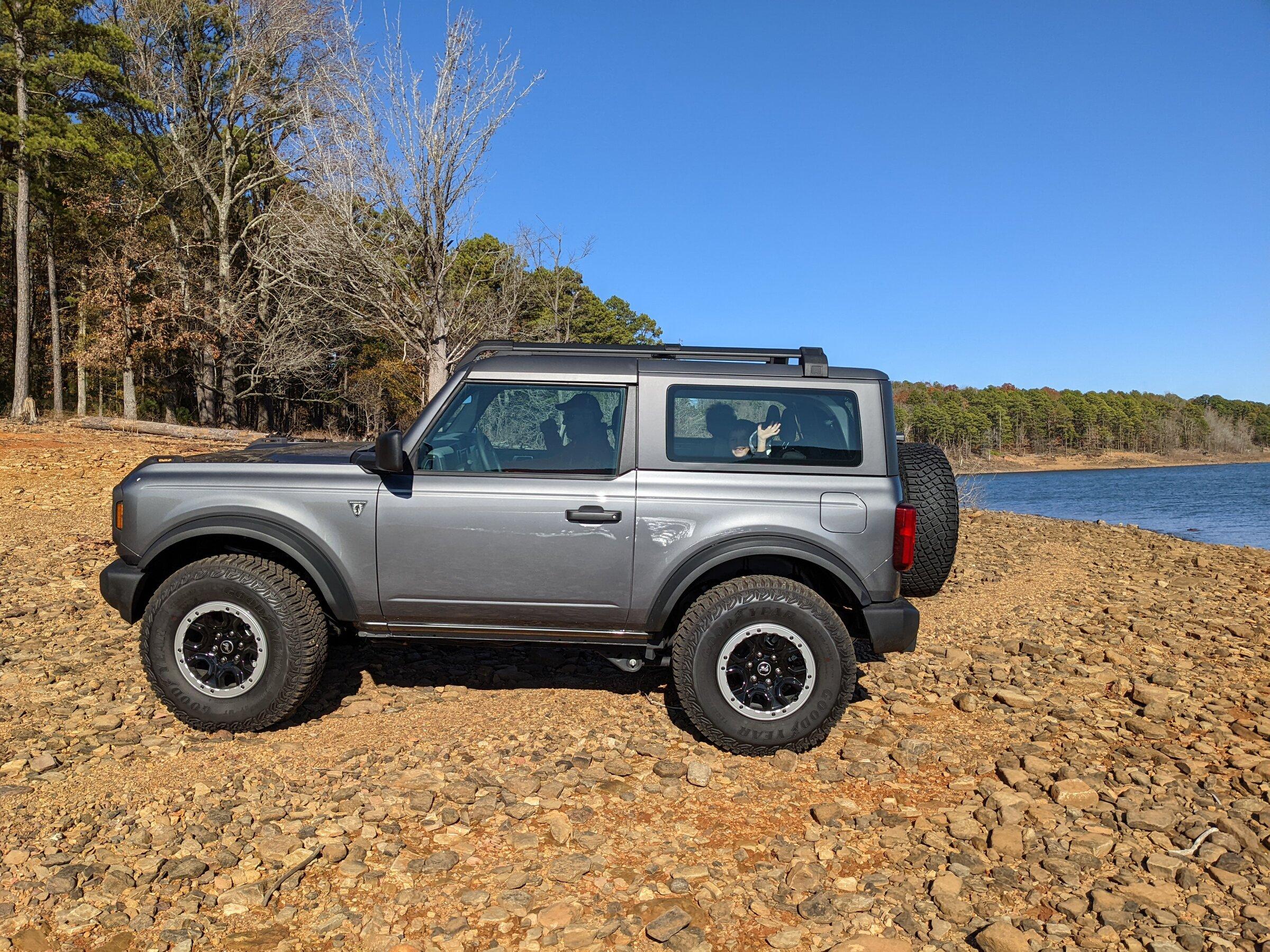 Ford Bronco Base Model Bronco Thread PXL_20211126_192204345.MP