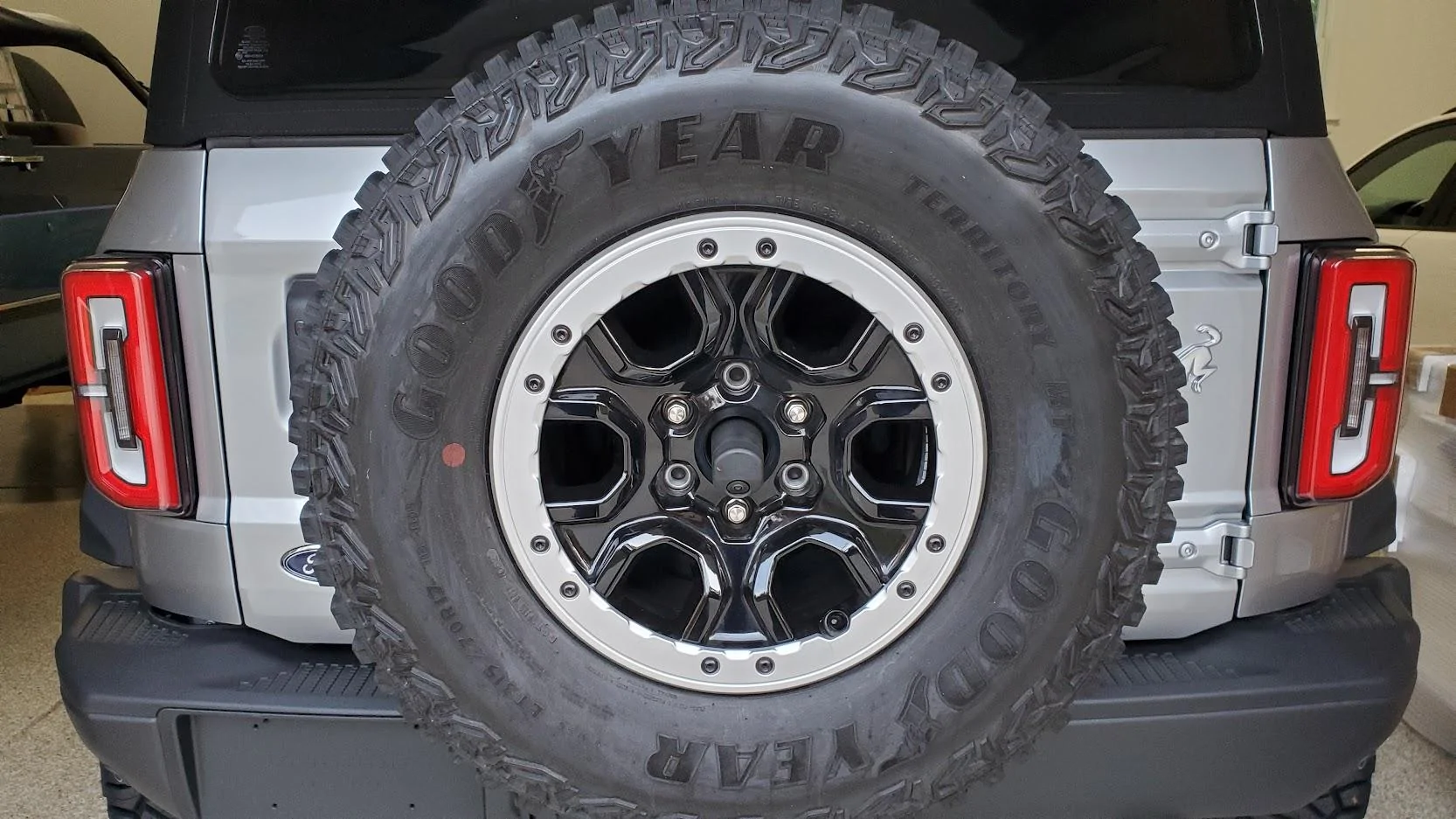 Ford Bronco Show us your installed wheel / tire upgrades here! (Pics) 20211202_165358
