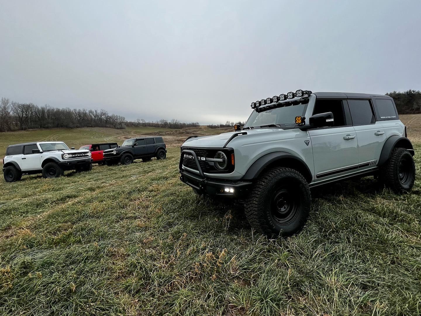 Ford Bronco 4 Door BigBend Full Send Jump!! 🚀🚀🚀 FA29AF67-CDD9-4FA9-BD1C-FFDEE57B1A08