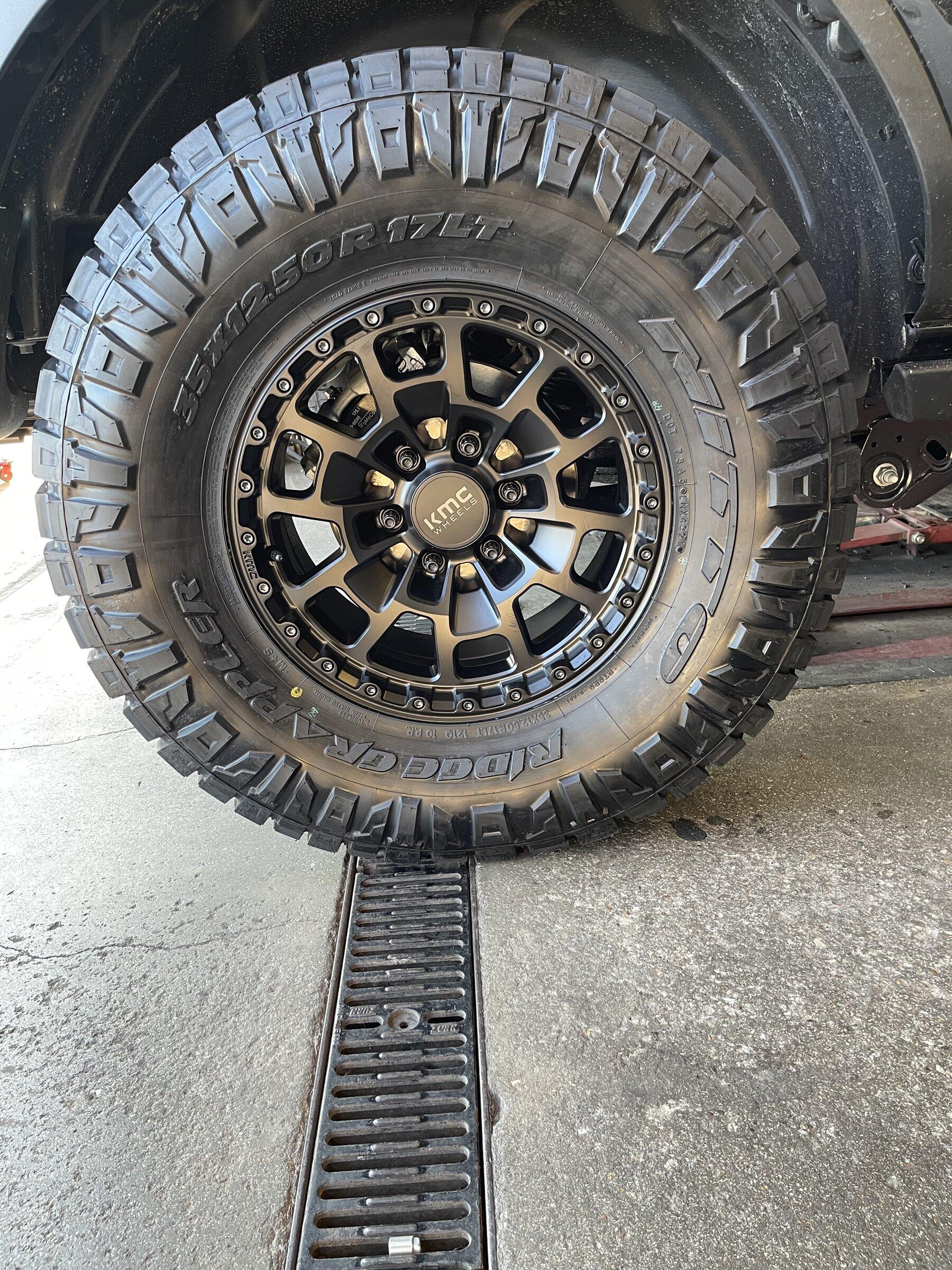 Ford Bronco Poke with Squatch flares and 0mm offset - pics? 2B3C7BE5-C1D8-42AD-88A9-FAE4BF036B59