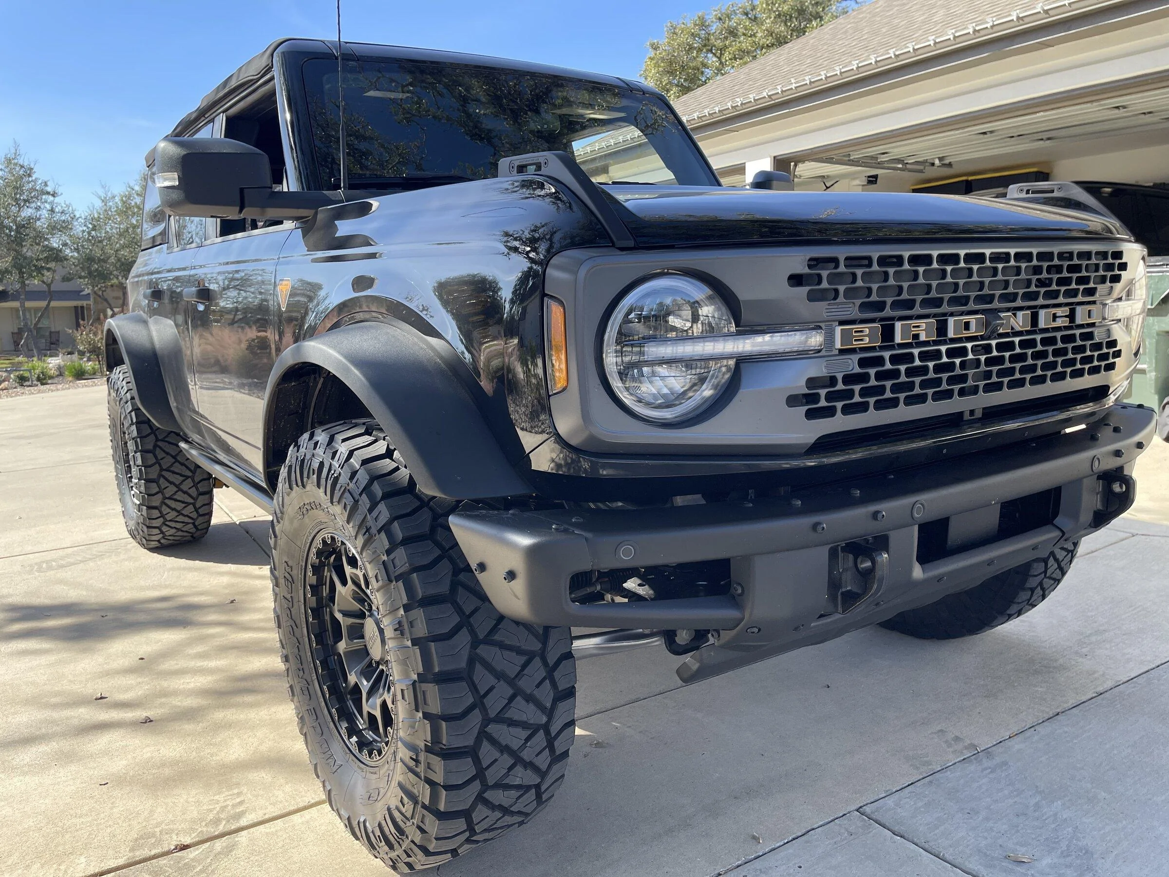 Ford Bronco Sticker Fab vinyl lettering installed 6837F3B0-D6A6-4D35-A35B-15C321A8421B