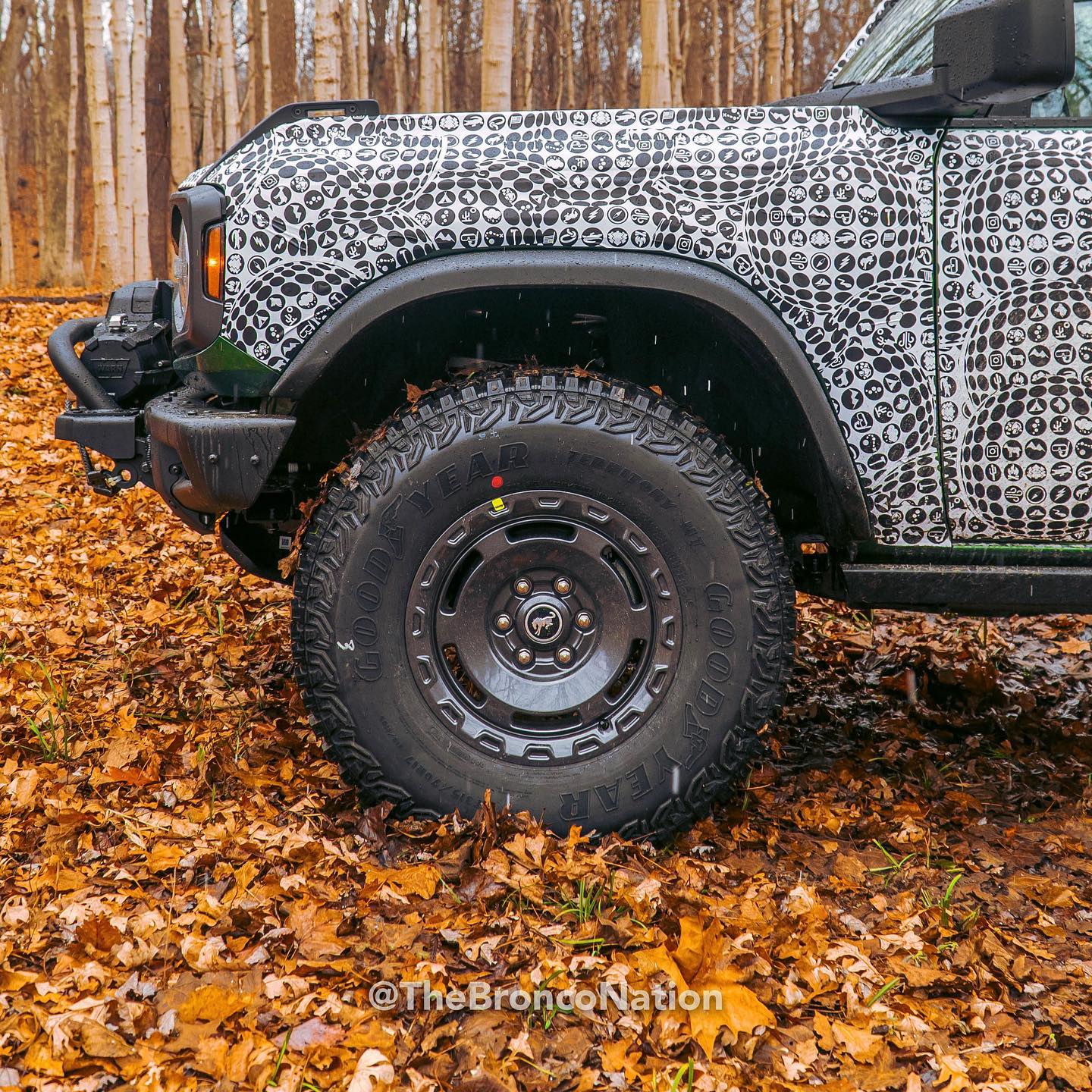 Ford Bronco Everglades Bronco Teaser Photos Reveal Square Fenders, Snorkel and Wheel Design 264279479_451754296386064_6667888891155829833_n