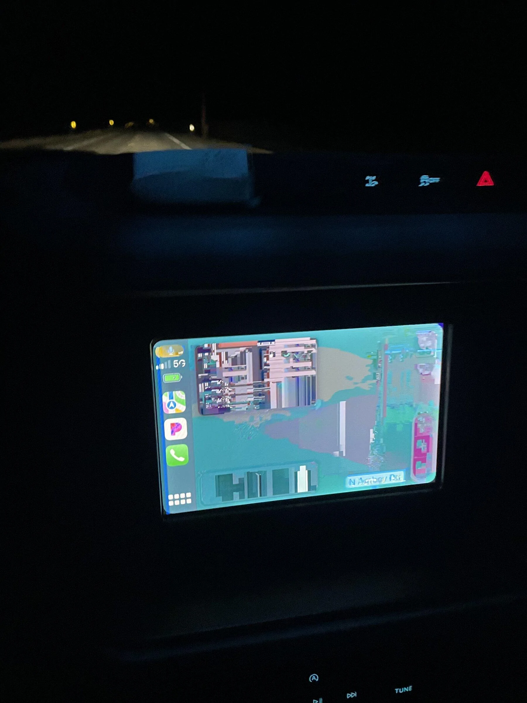 Ford Bronco Carplay Display Corruption 5DBB30F7-7043-4556-8018-10C5871144C3
