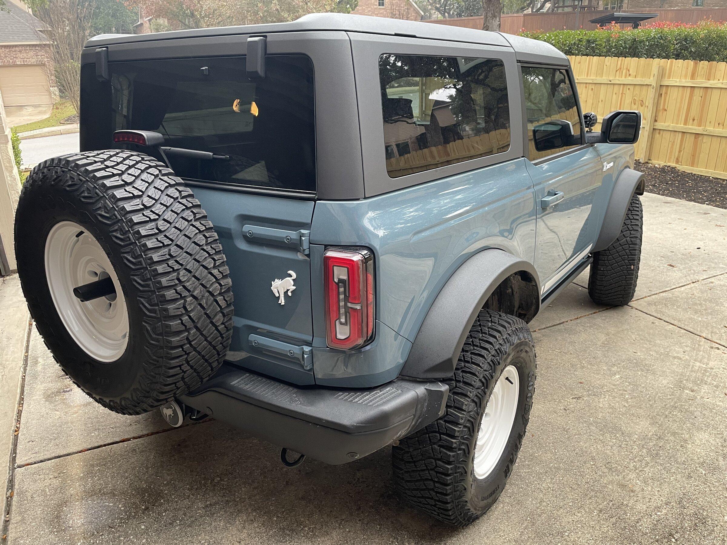 Ford Bronco Phase 1 Customizations: First Edition Area 51 - White Grille, Wheels, Mirrors, Stripes, Wrapped MIC Top A48BCB7E-9140-43C5-B9E6-9860F1CAE1F9
