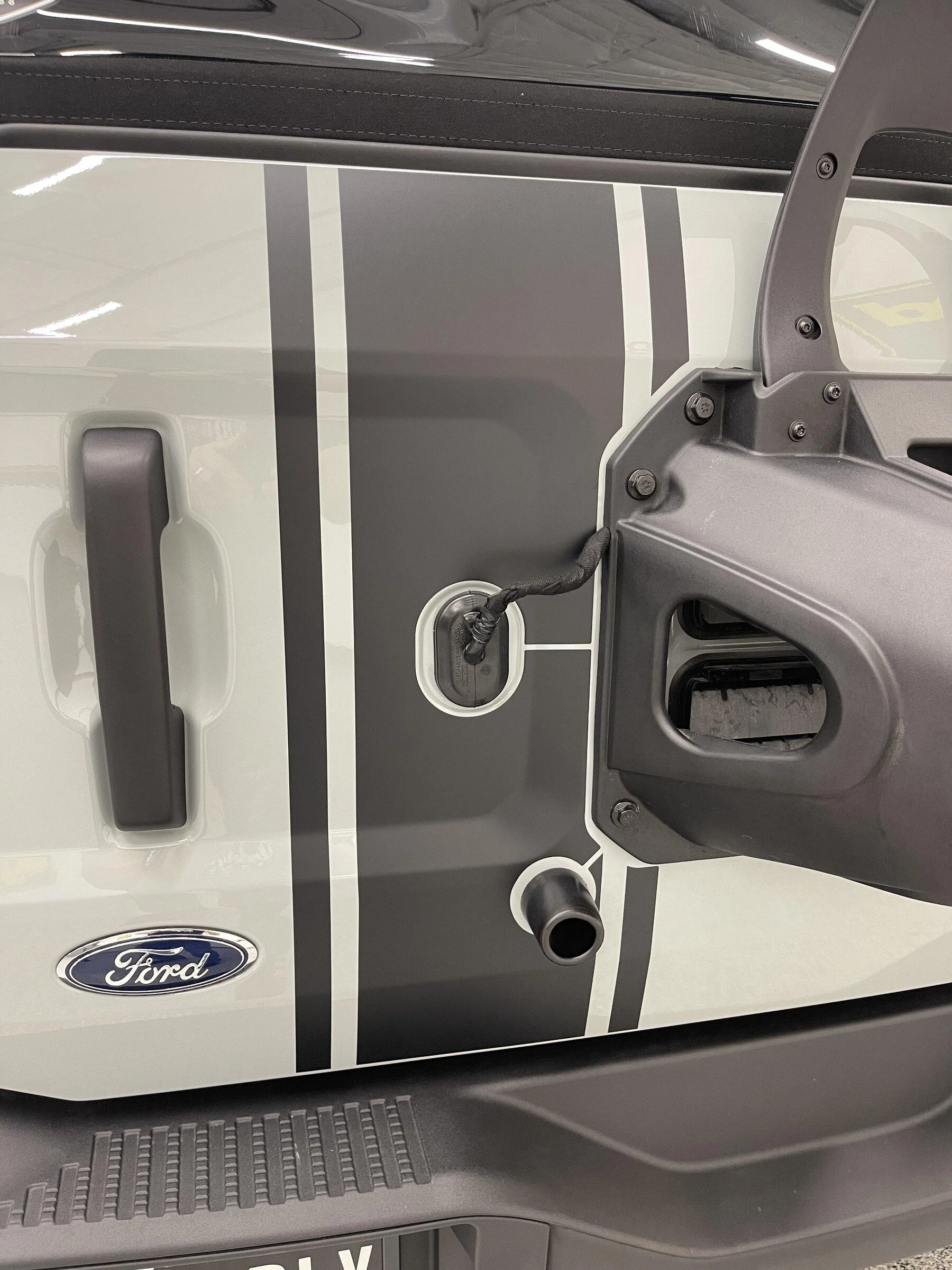 Ford Bronco New Offset Stripe kit! IMG_6469