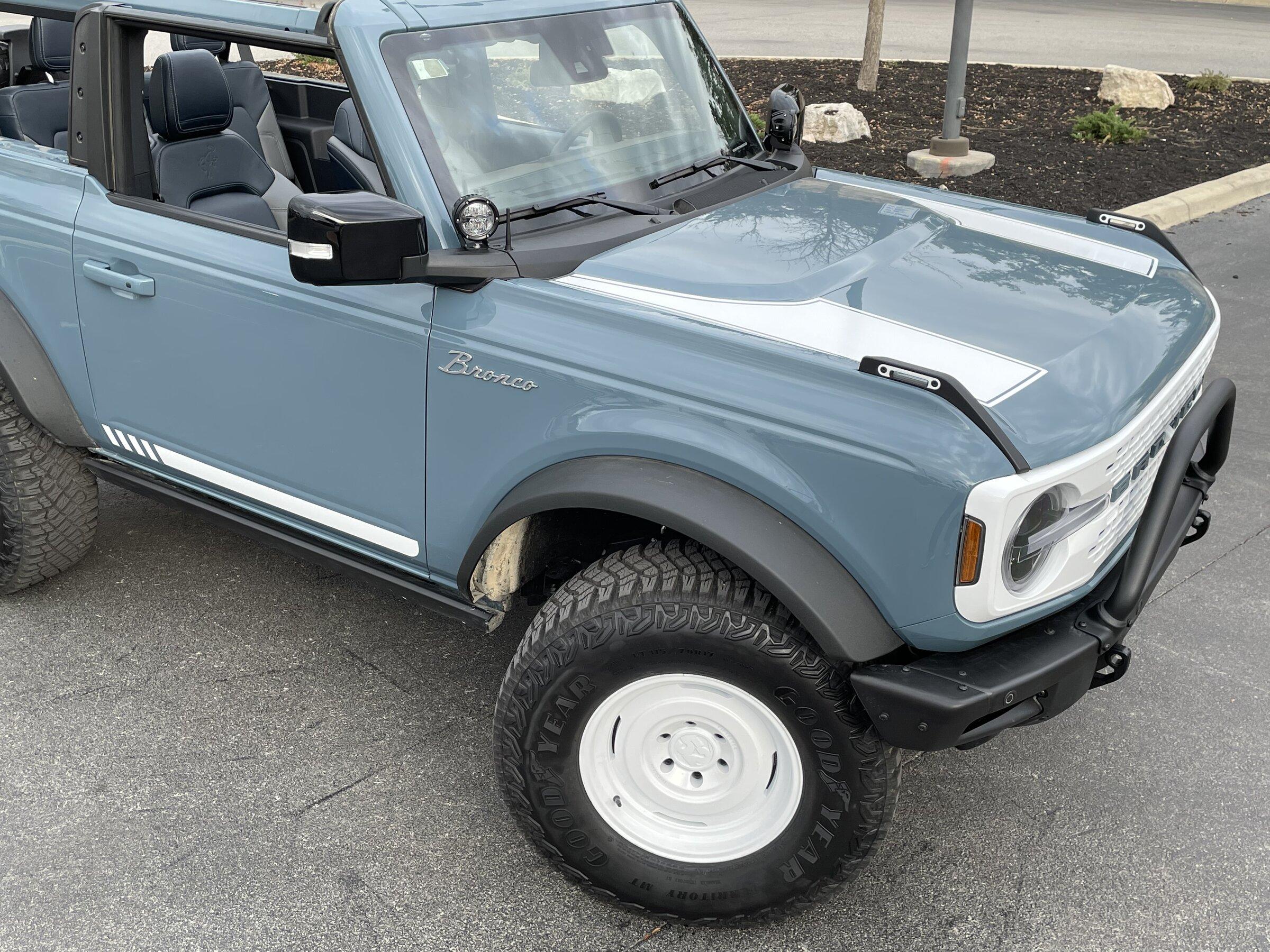 Ford Bronco Phase 1 Customizations: First Edition Area 51 - White Grille, Wheels, Mirrors, Stripes, Wrapped MIC Top E7B45195-EBB1-4CC0-8A4E-EF7ED09A43CD