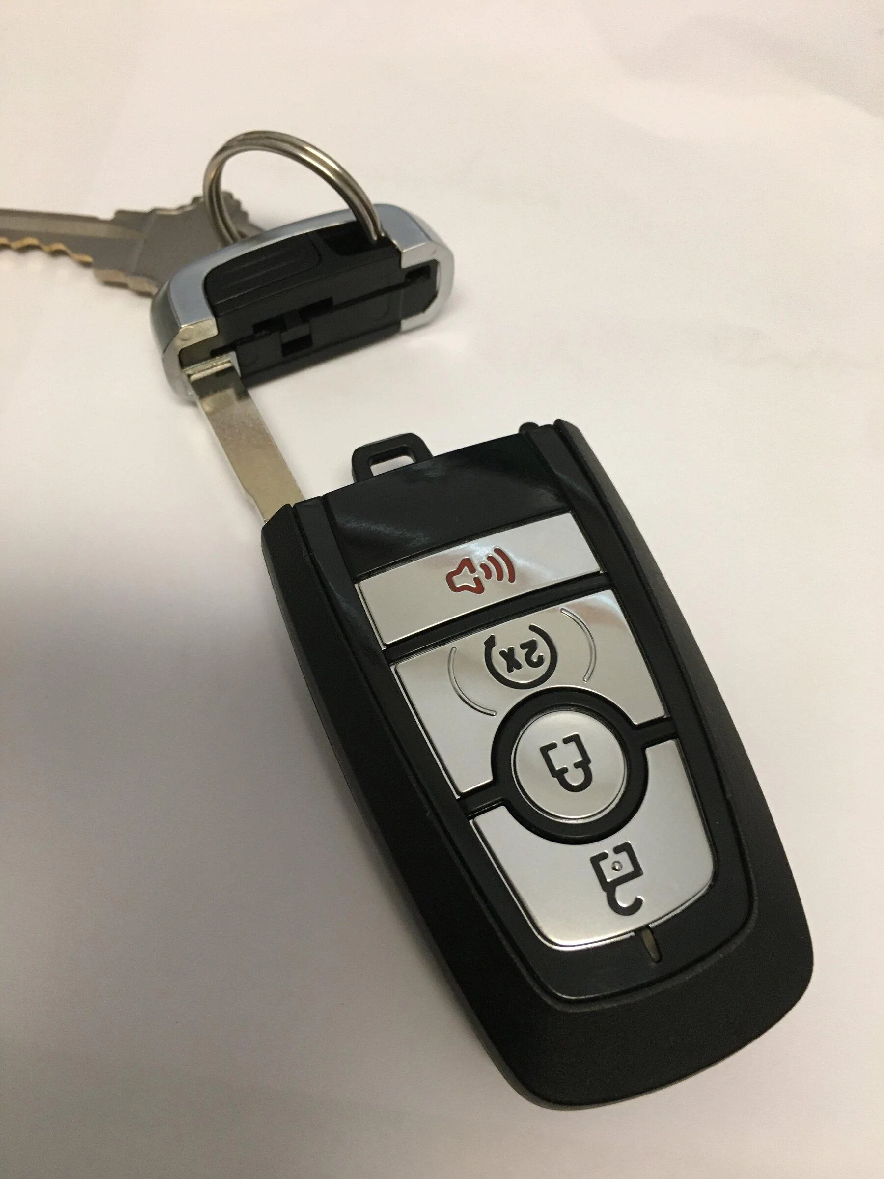 Ford Bronco Key FOB Battery Dead IMG_1025