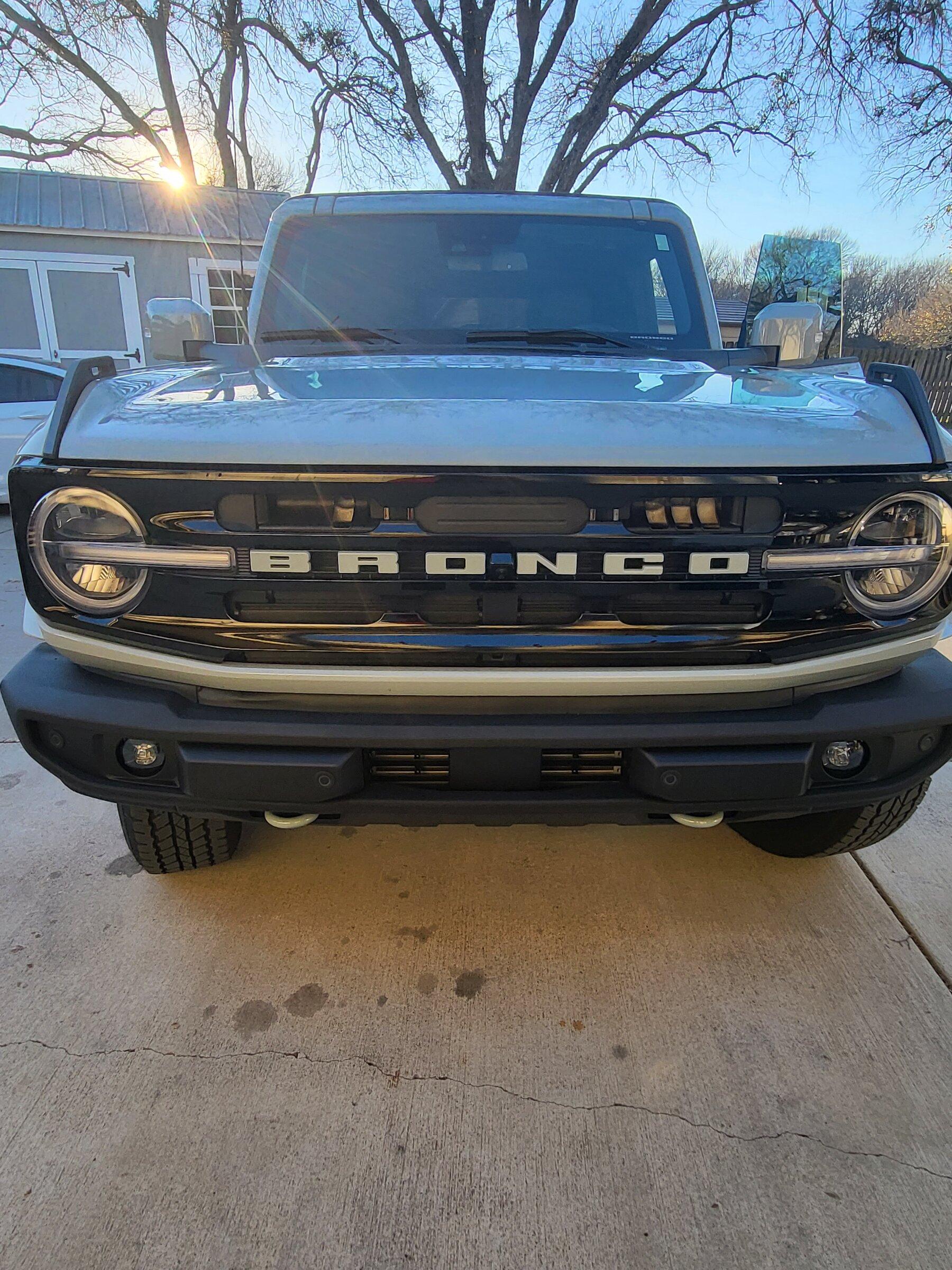 Ford Bronco CACTUS GRAY Bronco Club 20211211_162043
