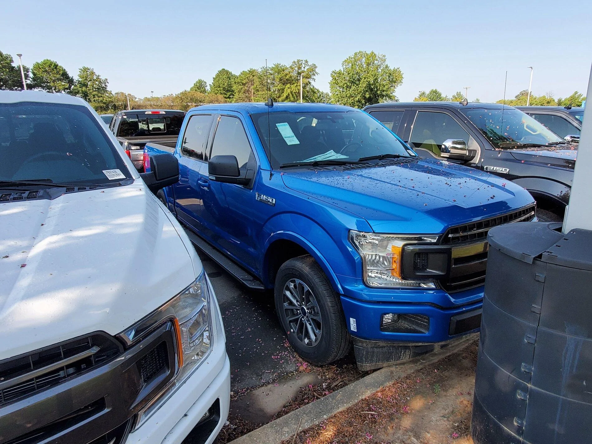 Ford Bronco Velocity Blue Metallic thread 20200808_094823