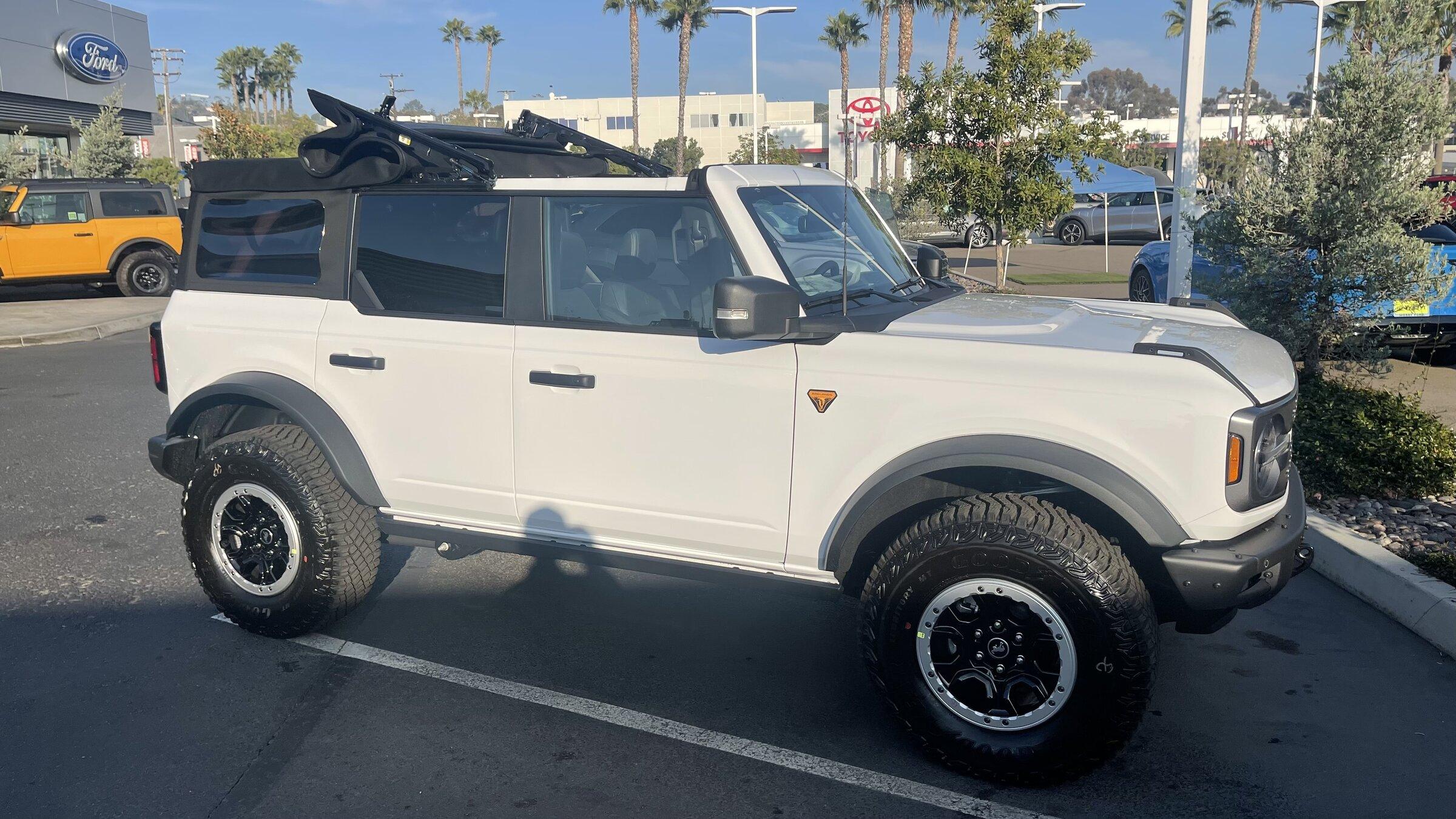 Ford Bronco Finally got my Bronco 12/1 80520070-7D12-4FC6-A21E-3B0459678D62