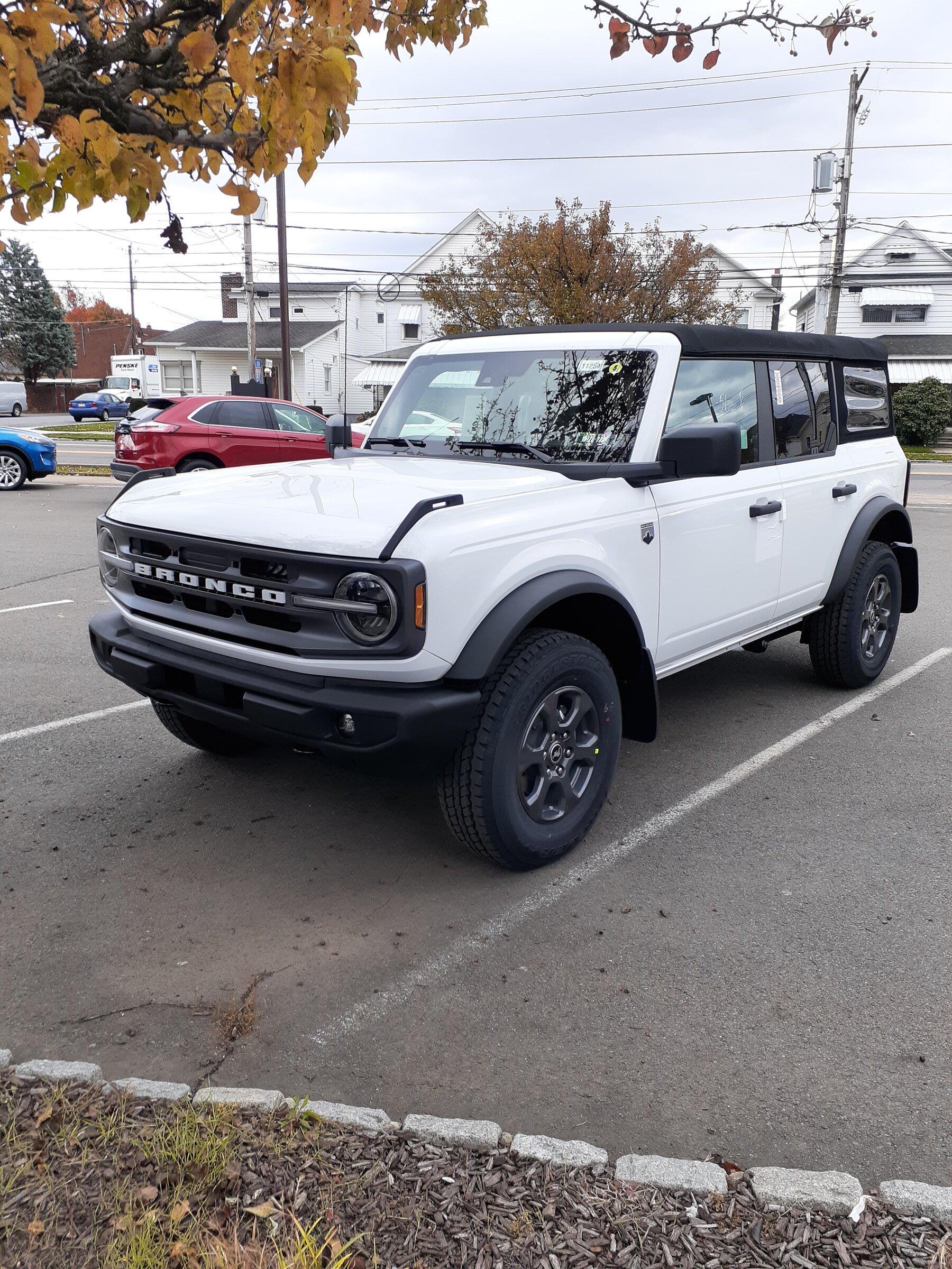 Ford Bronco Adding interior LED ambient lighting (now with working photos!) 20211119_131659