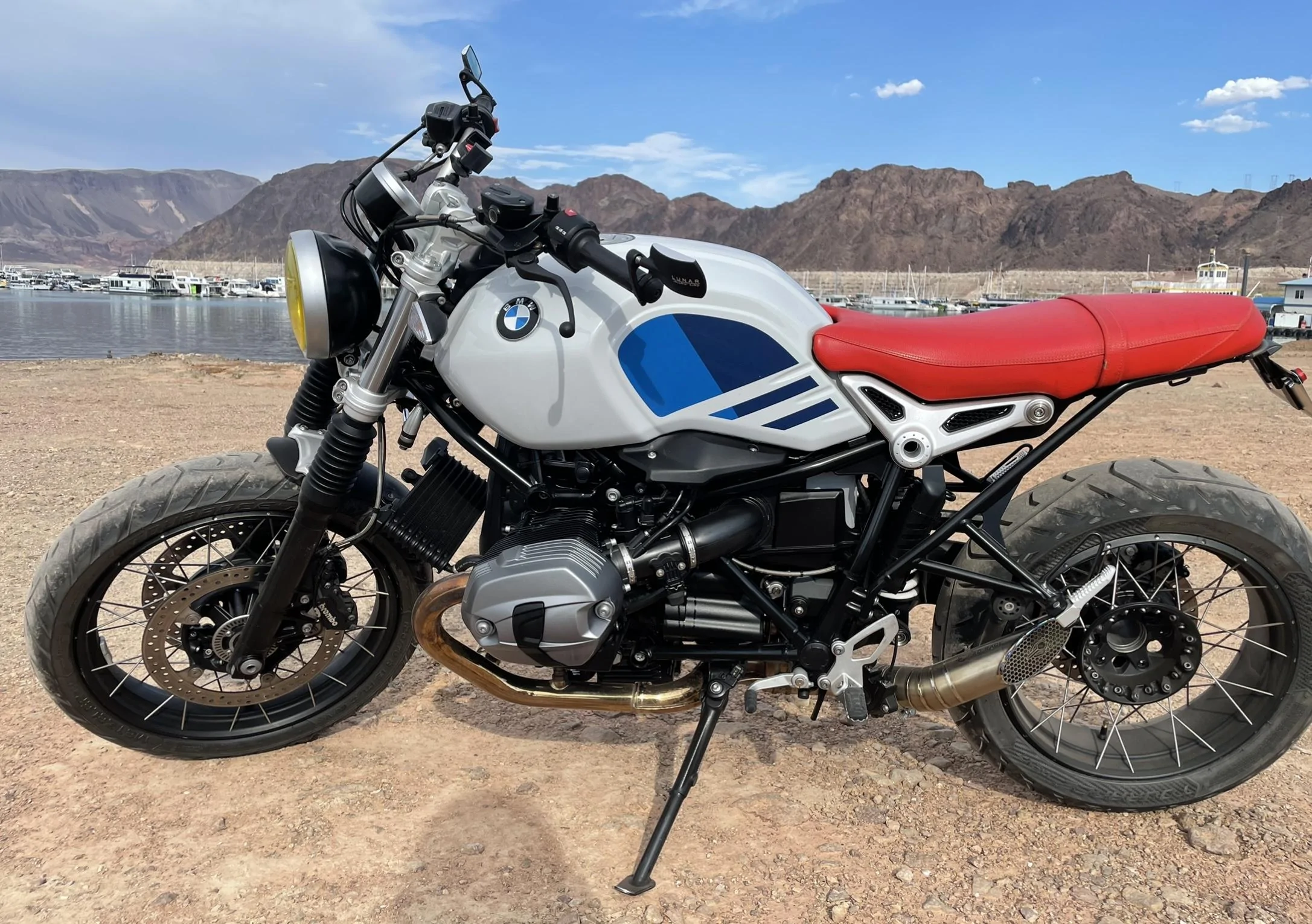 Ford Bronco Anyone Ride a Motorcycle? 1639357672867
