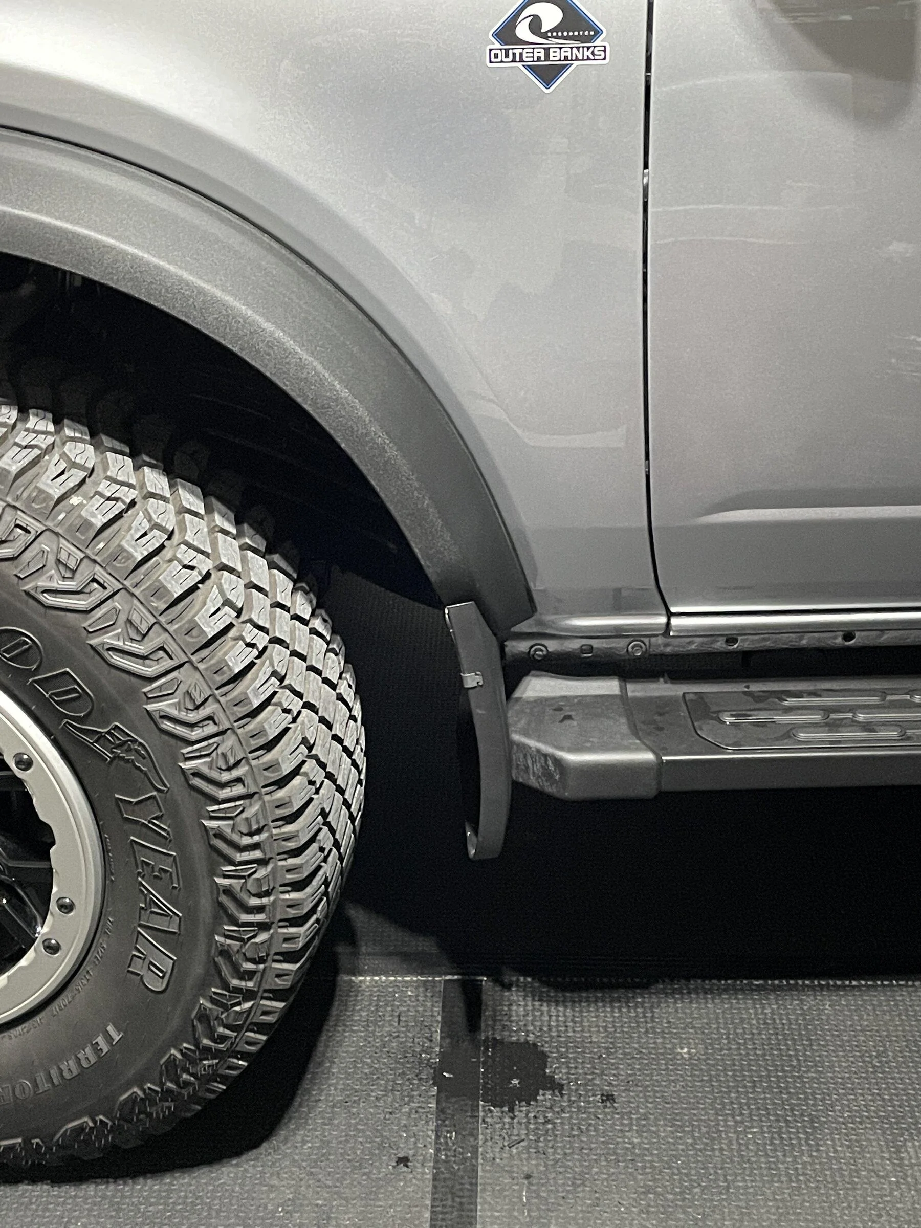 Ford Bronco Front Splash Guards/Mud Flap will NOT fit with Running Board 4E155B57-16BE-4D0D-AC62-BDF7246359CA
