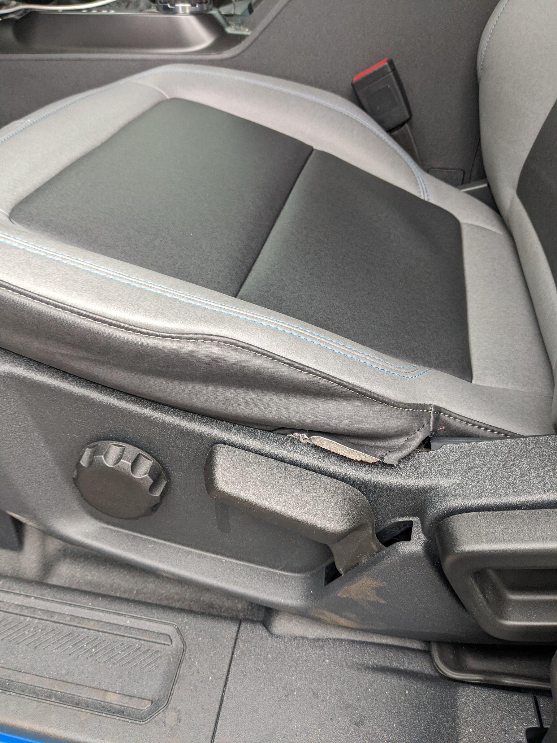Ford Bronco Seat coming apart and tailgate issue PXL_20211215_171032735
