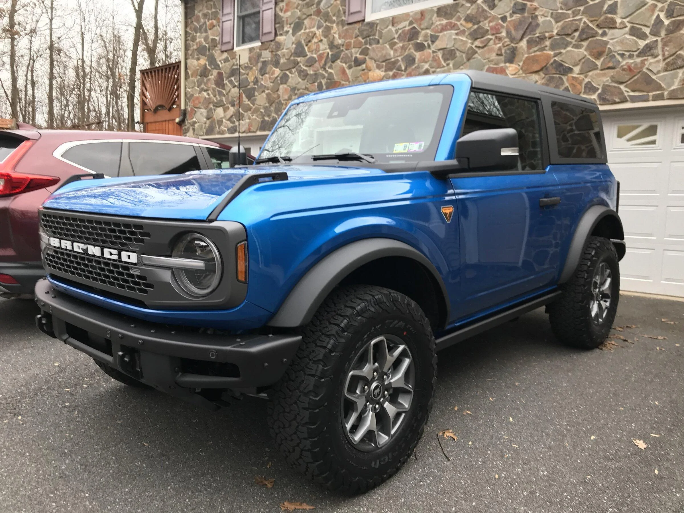 Ford Bronco VELOCITY BLUE Bronco Club 7D8306A7-F163-4149-B2F6-8E287D9AD7BD