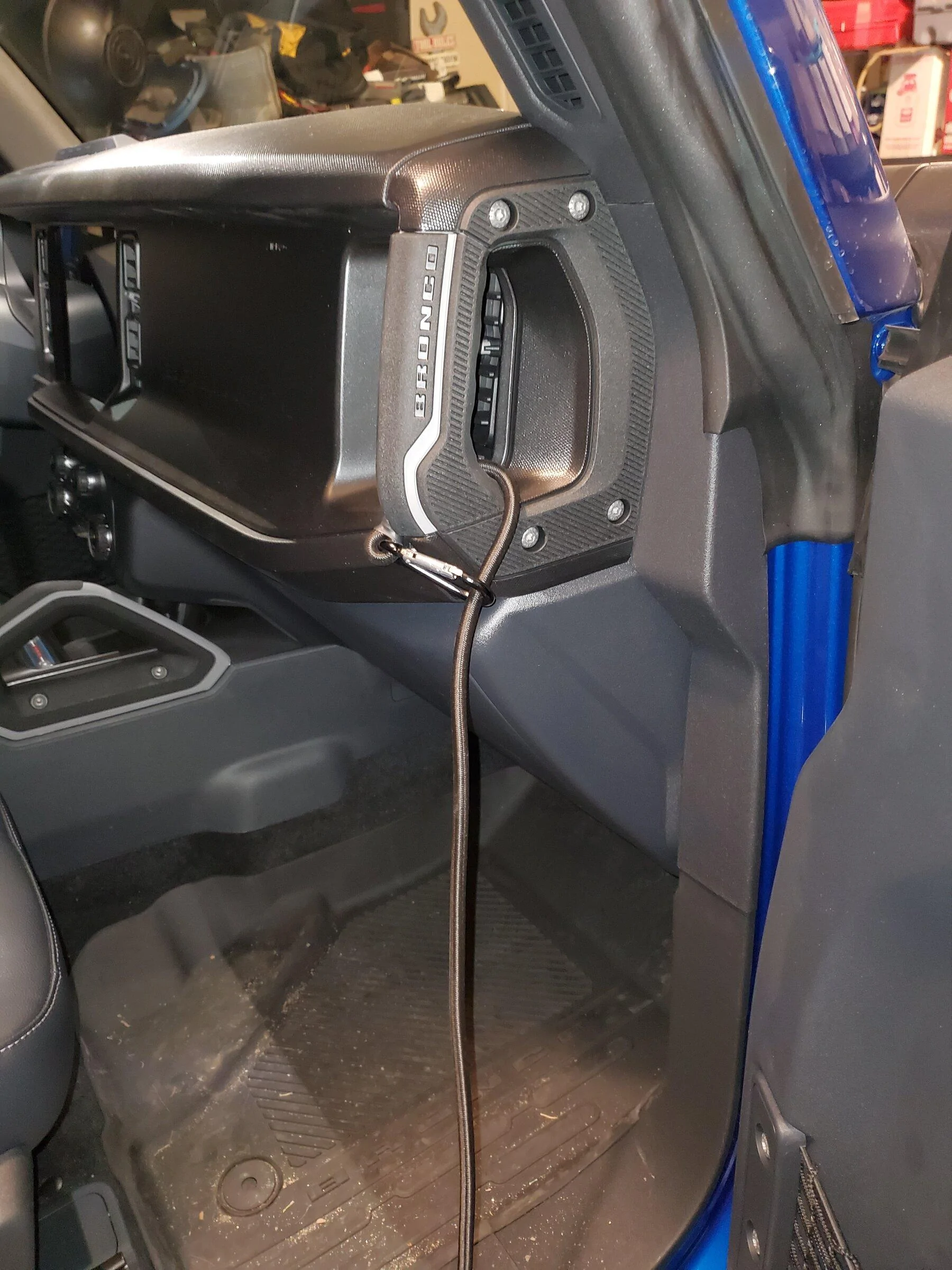 Ford Bronco Portable Passenger Entry Step (PermanentFix finished) 20211215_183126 2
