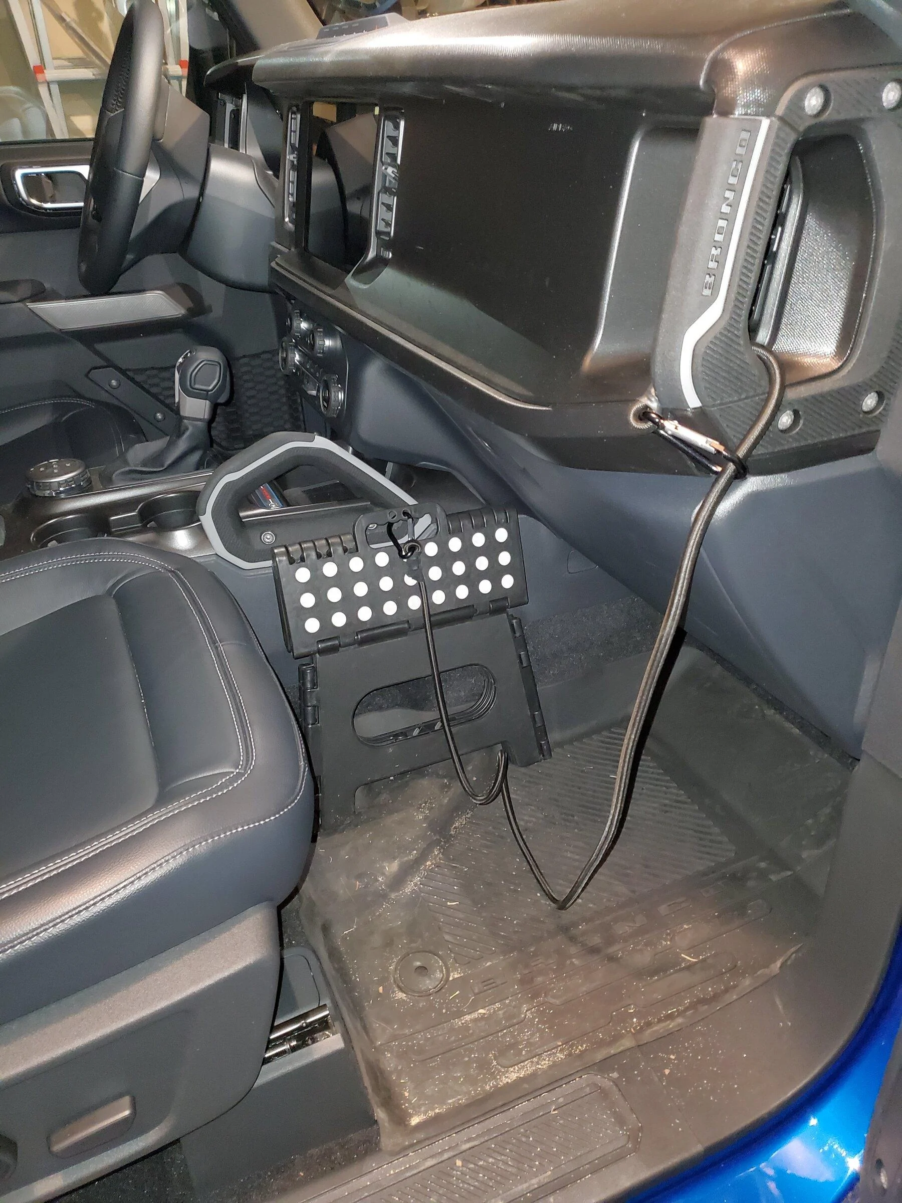 Ford Bronco Portable Passenger Entry Step (PermanentFix finished) 20211215_183201