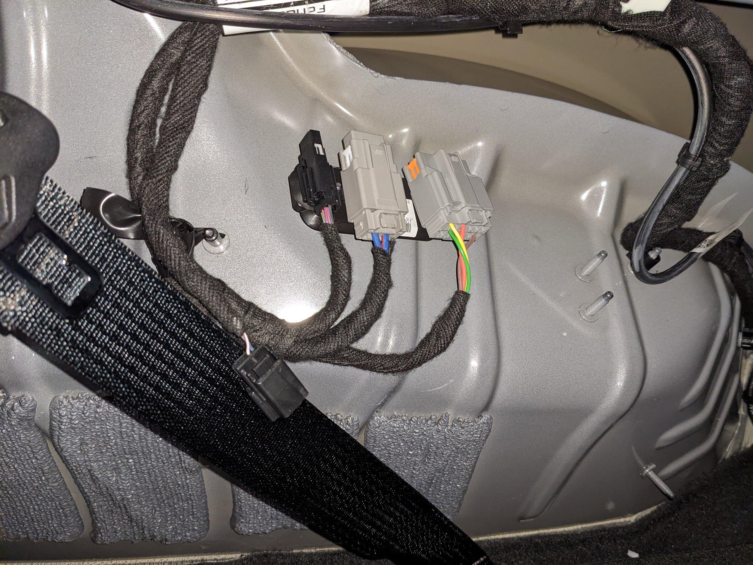 Ford Bronco Tow Package arrived - contents inside PXL_20211217_031444266